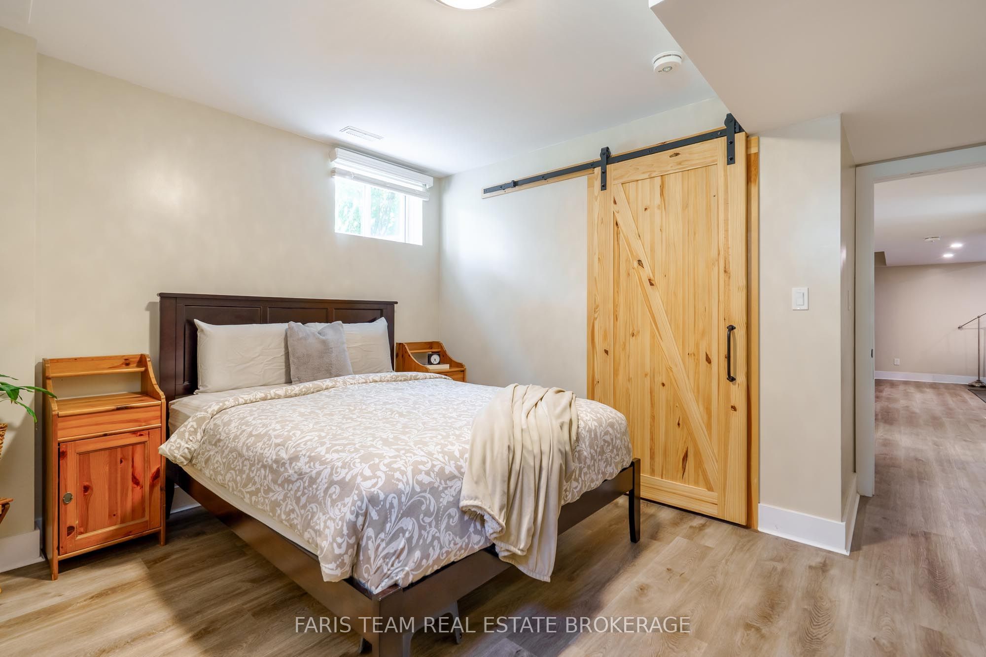 Listing 233400 Image