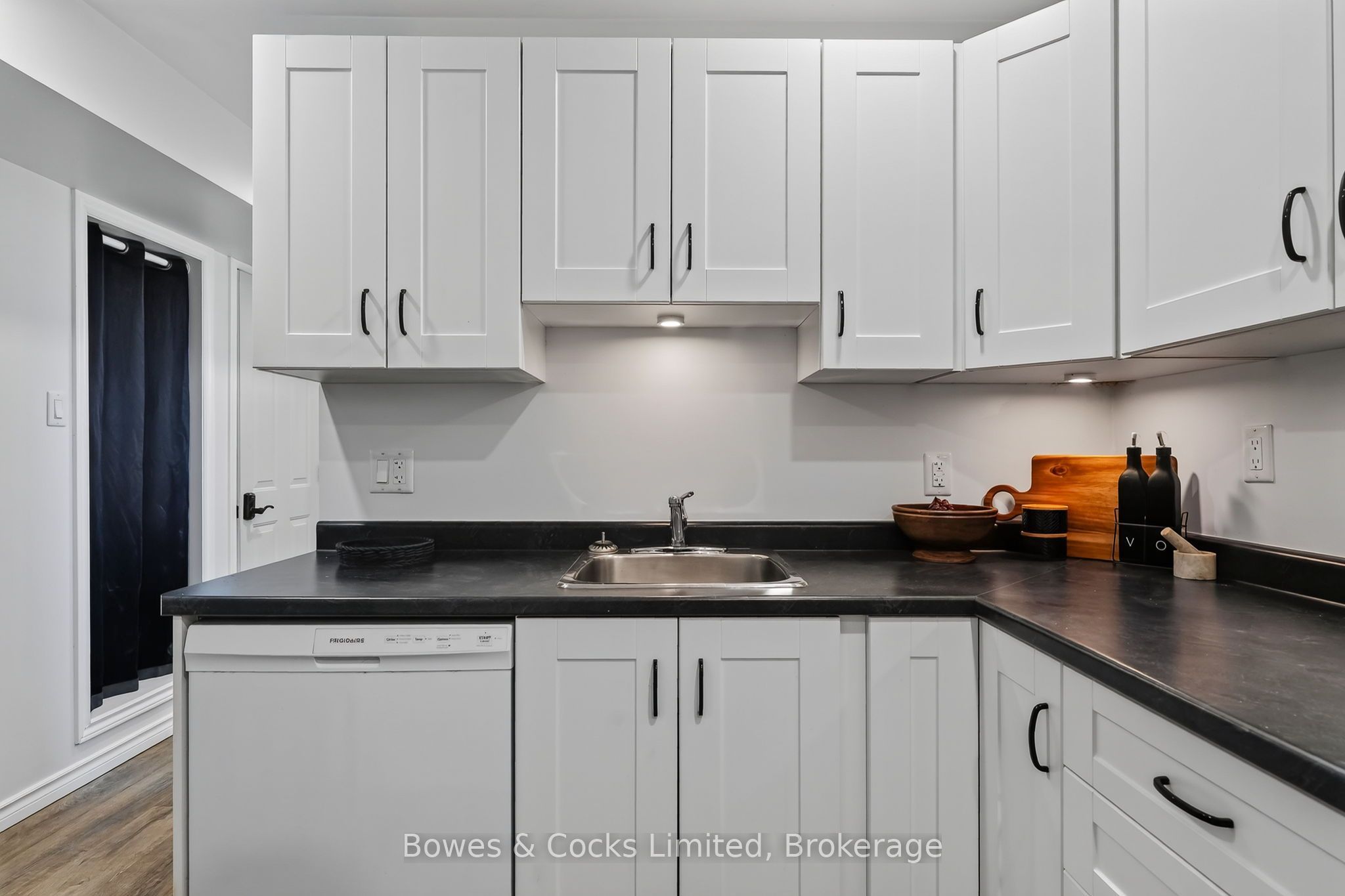 Listing 215815 Image