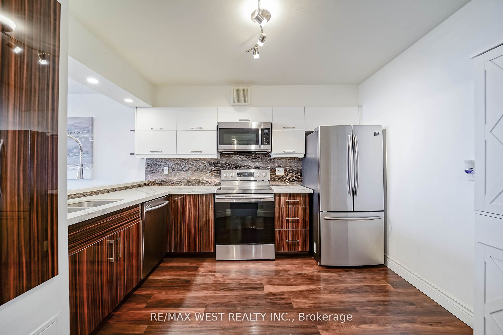 Listing 218240 Image