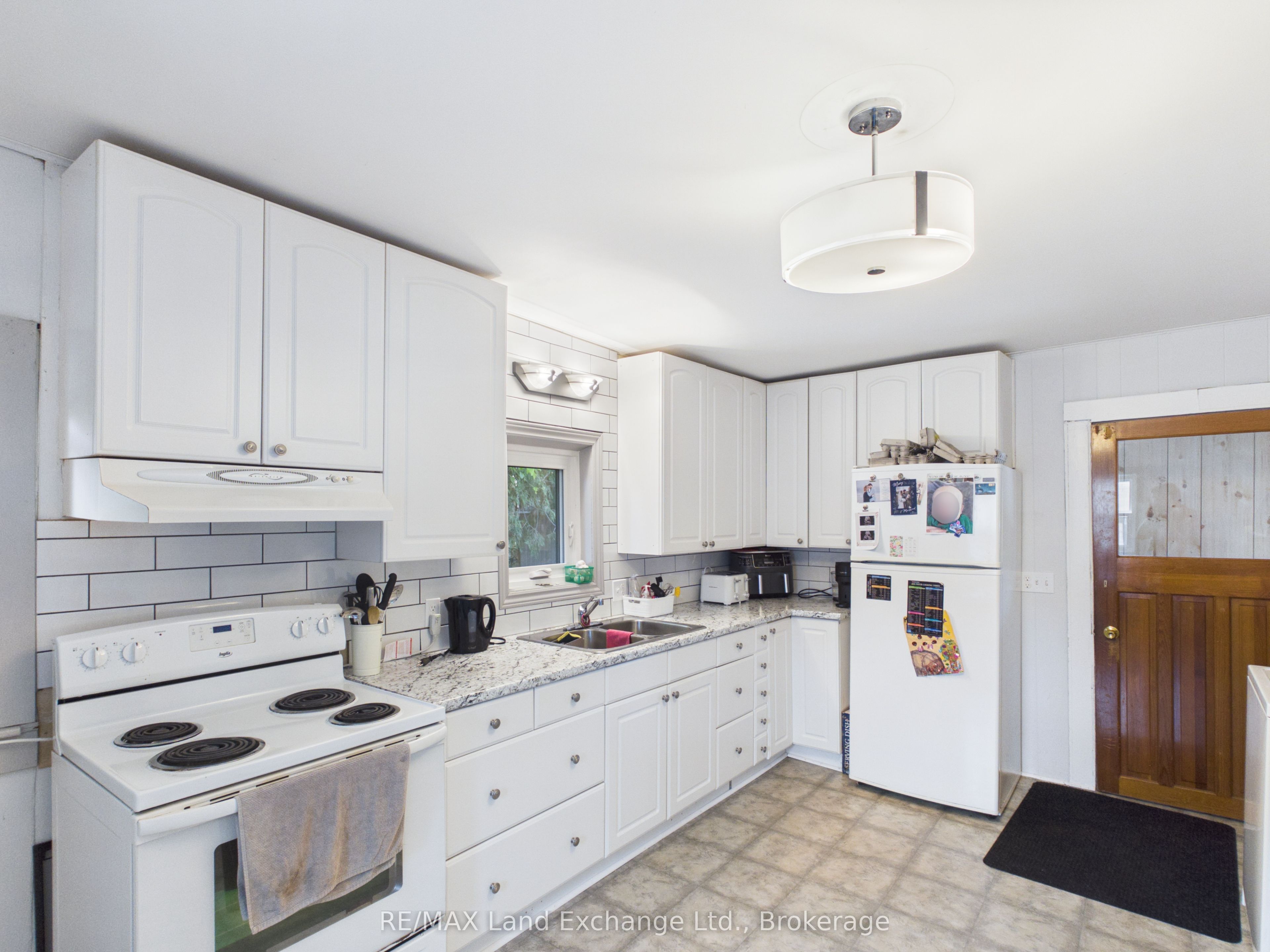 Listing 230058 Image