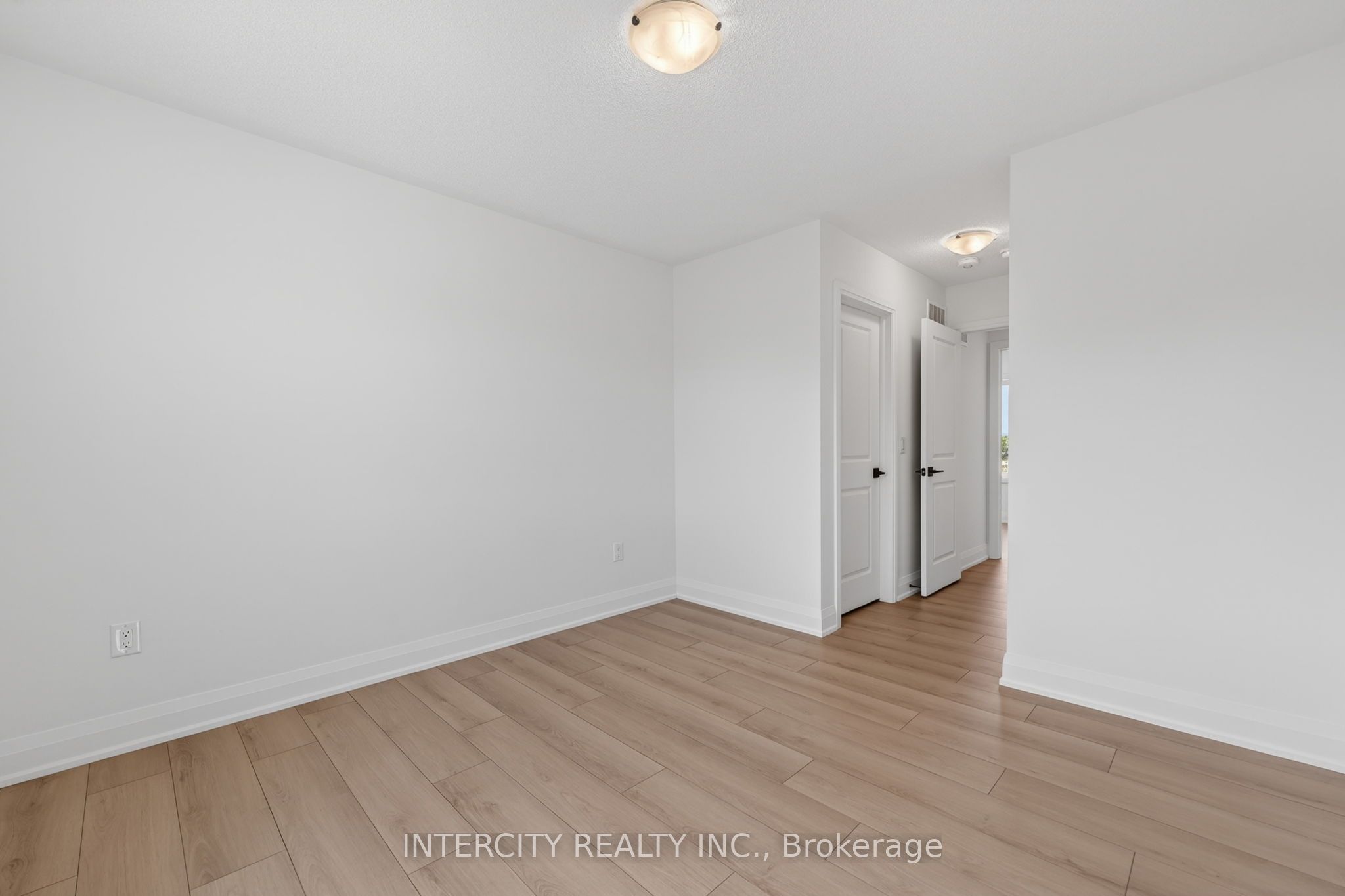 Listing 223200 Image