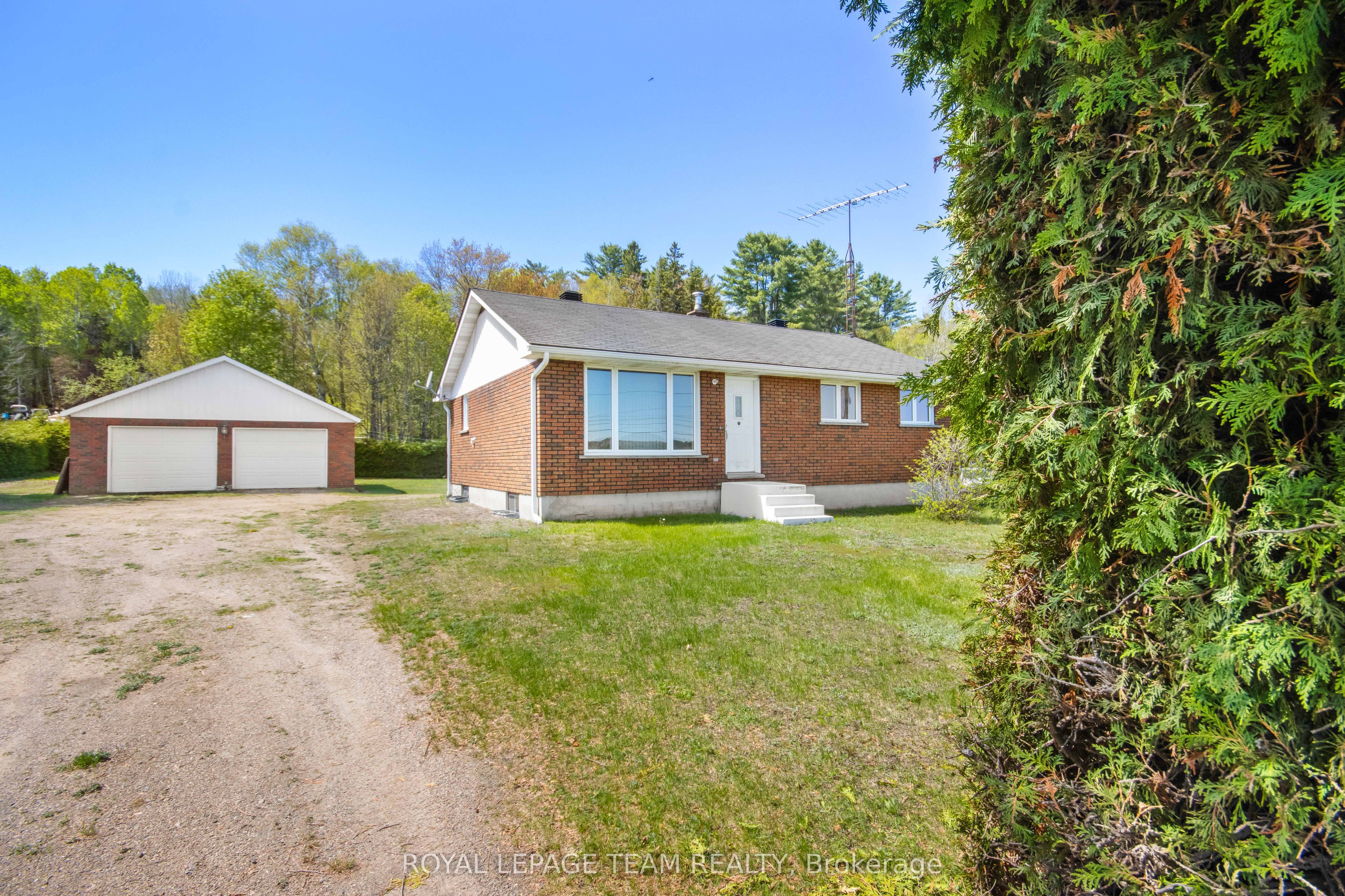 Listing 221742 Image