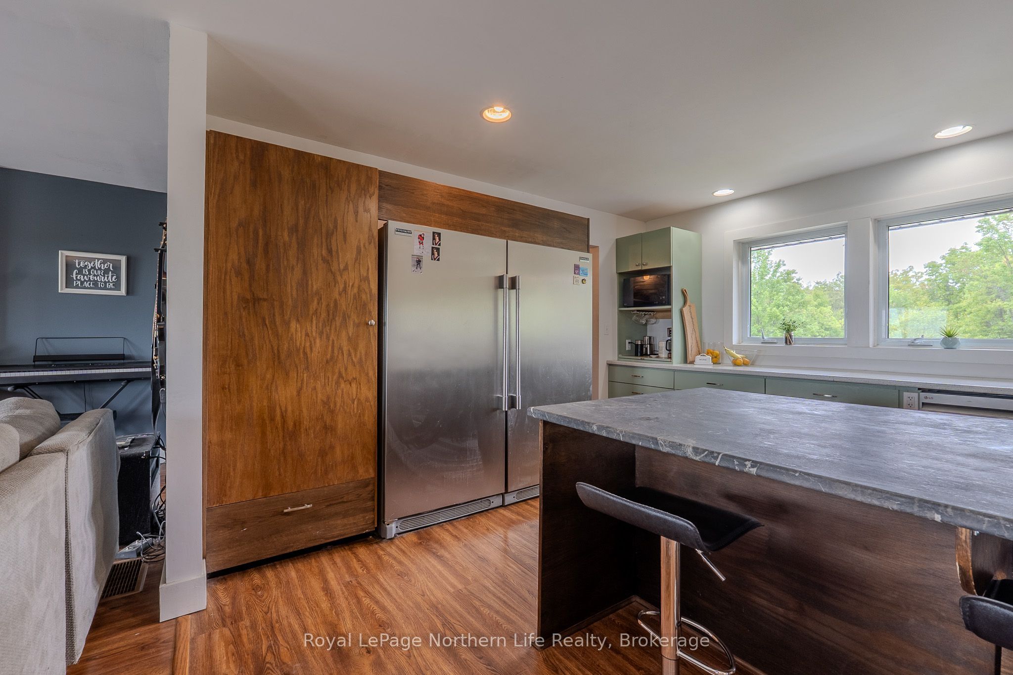 Listing 224300 Image