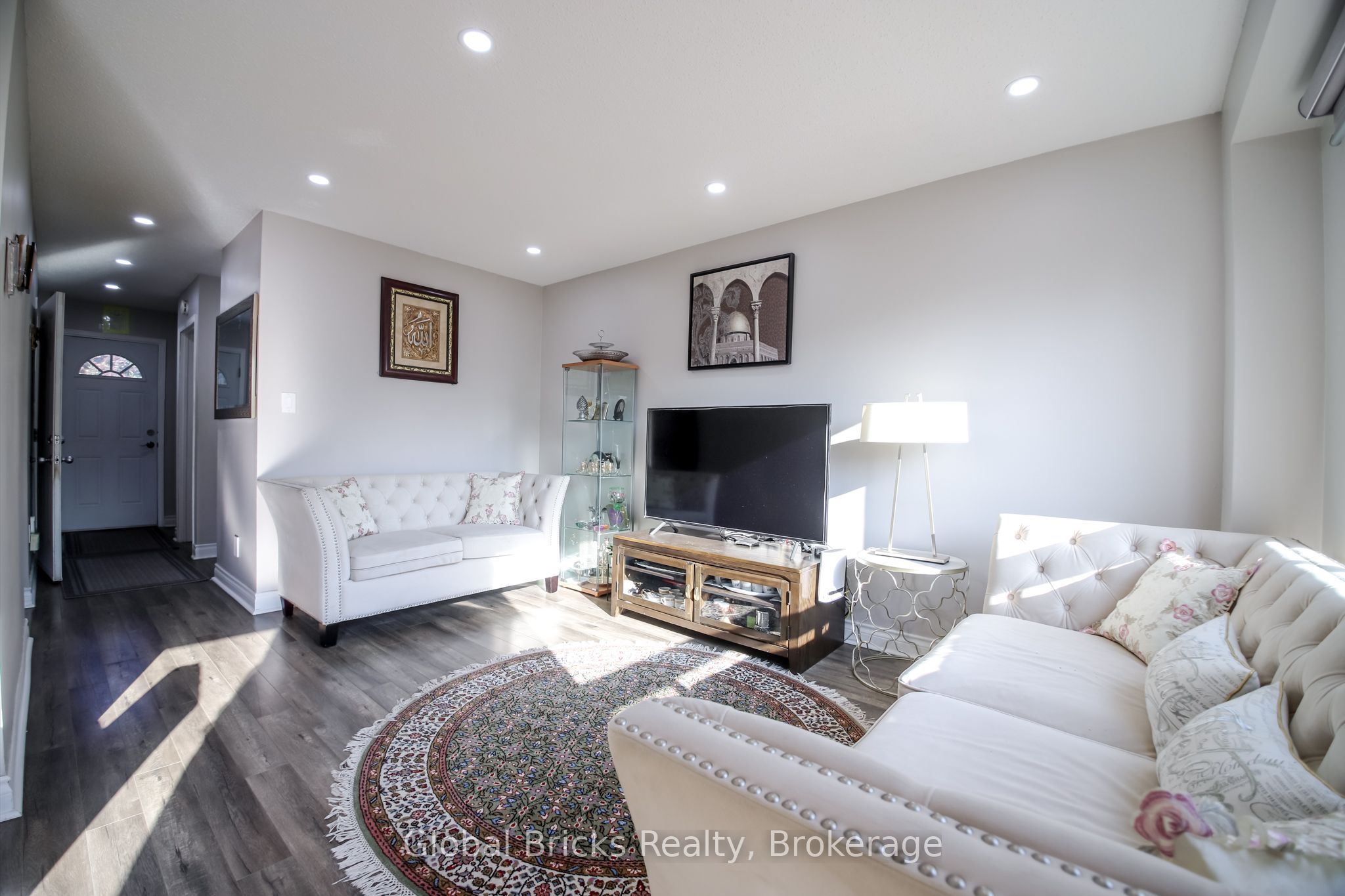 Listing 222990 Image
