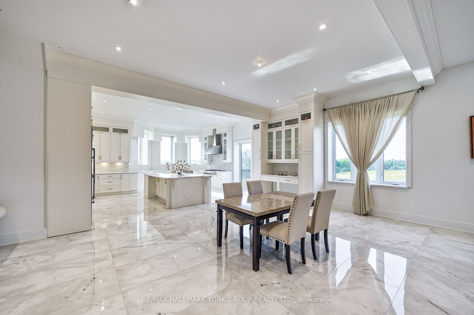 Listing 234216 Image