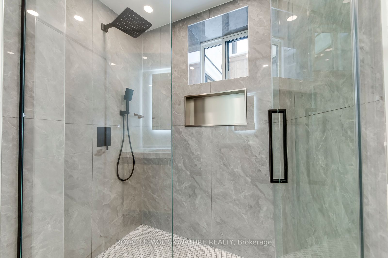 Listing 225214 Image