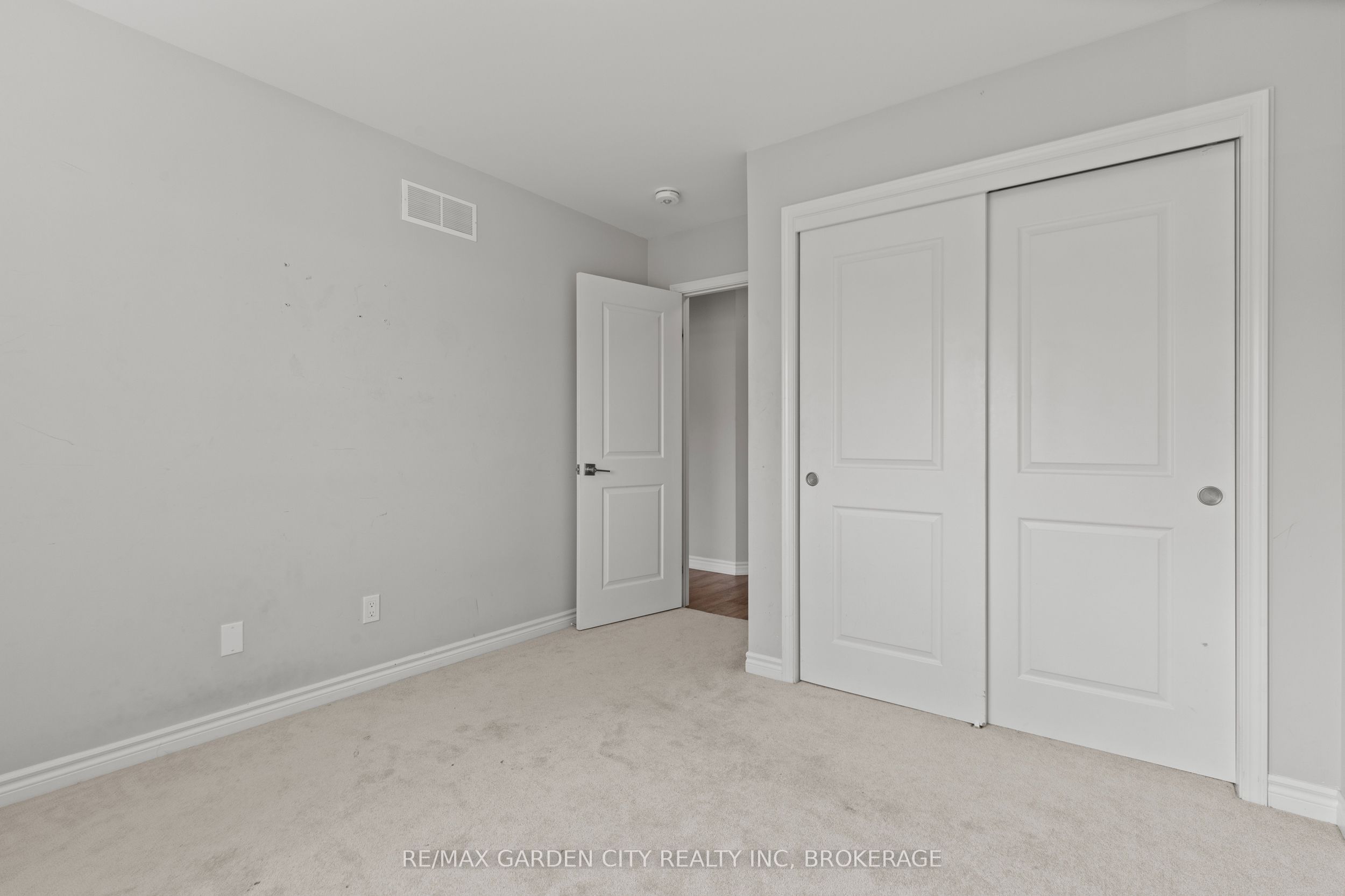 Listing 242854 Image