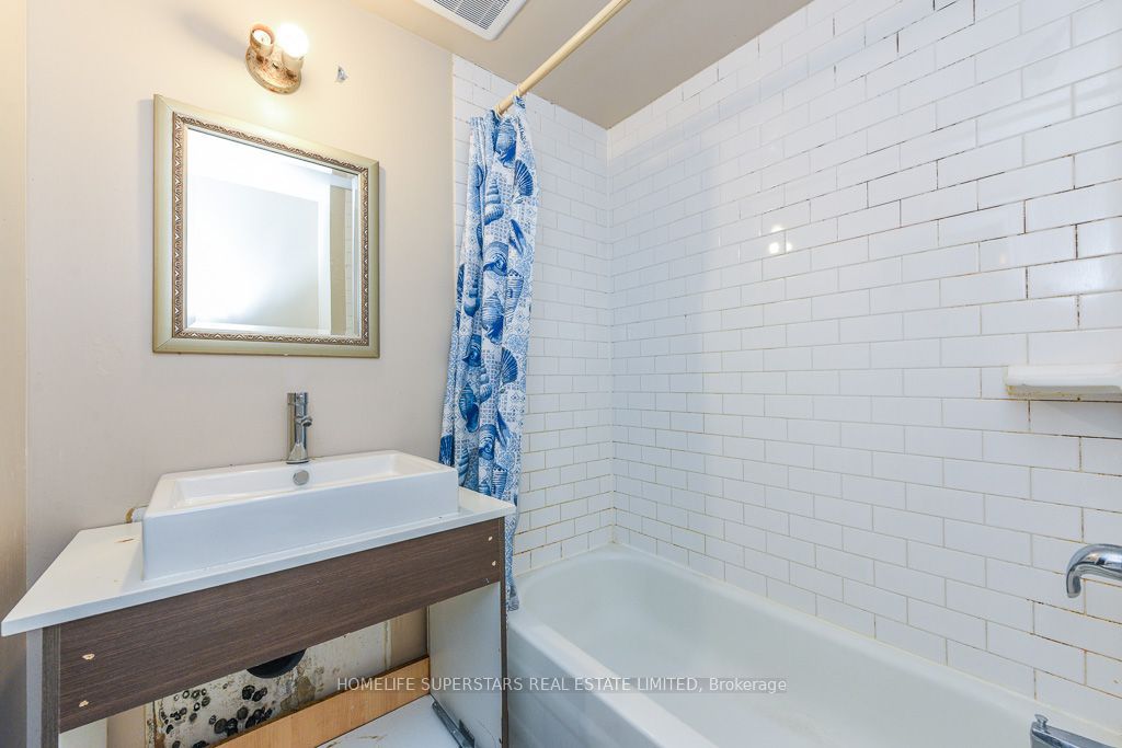 Listing 228040 Image