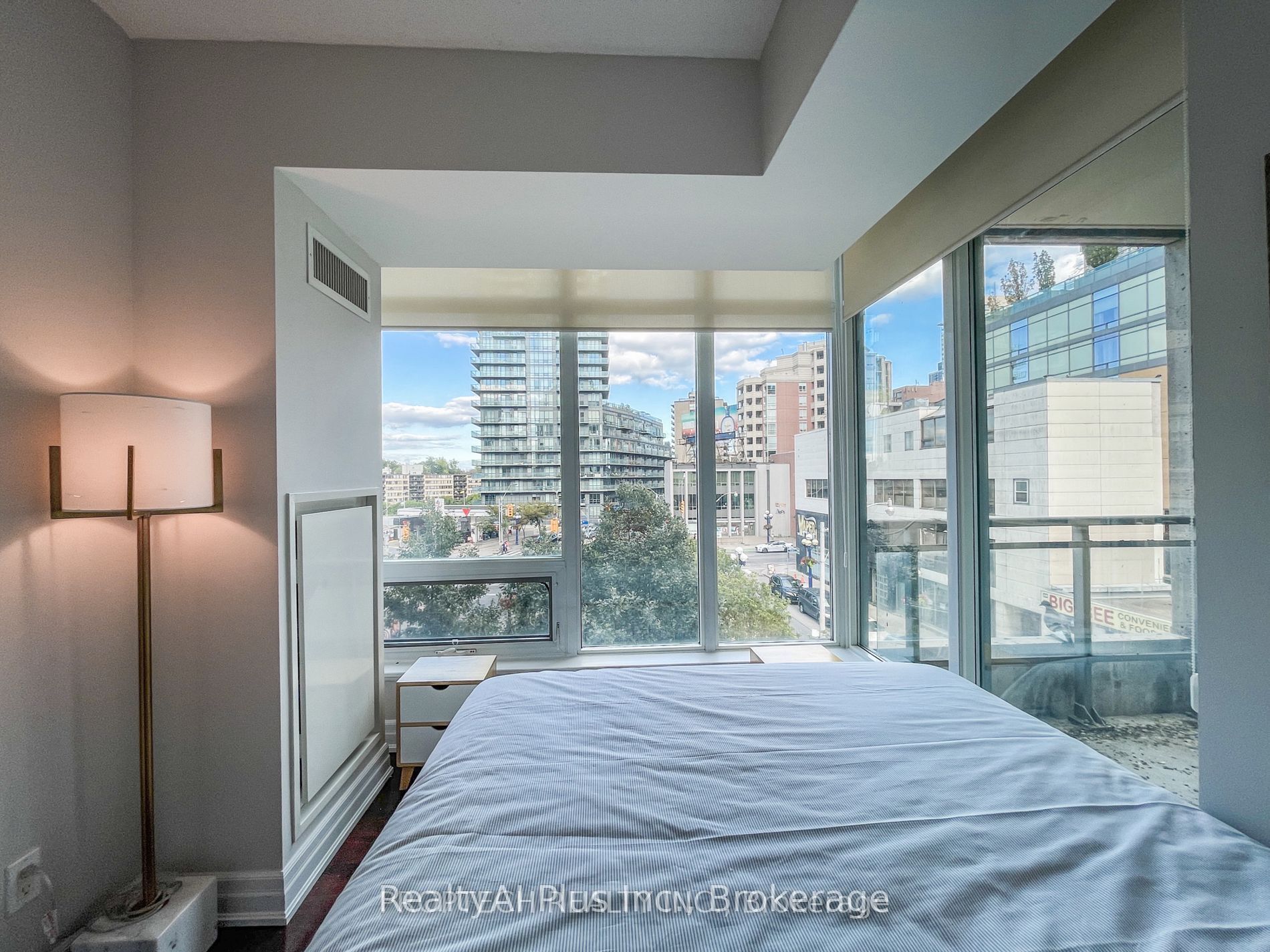 Listing 230010 Image