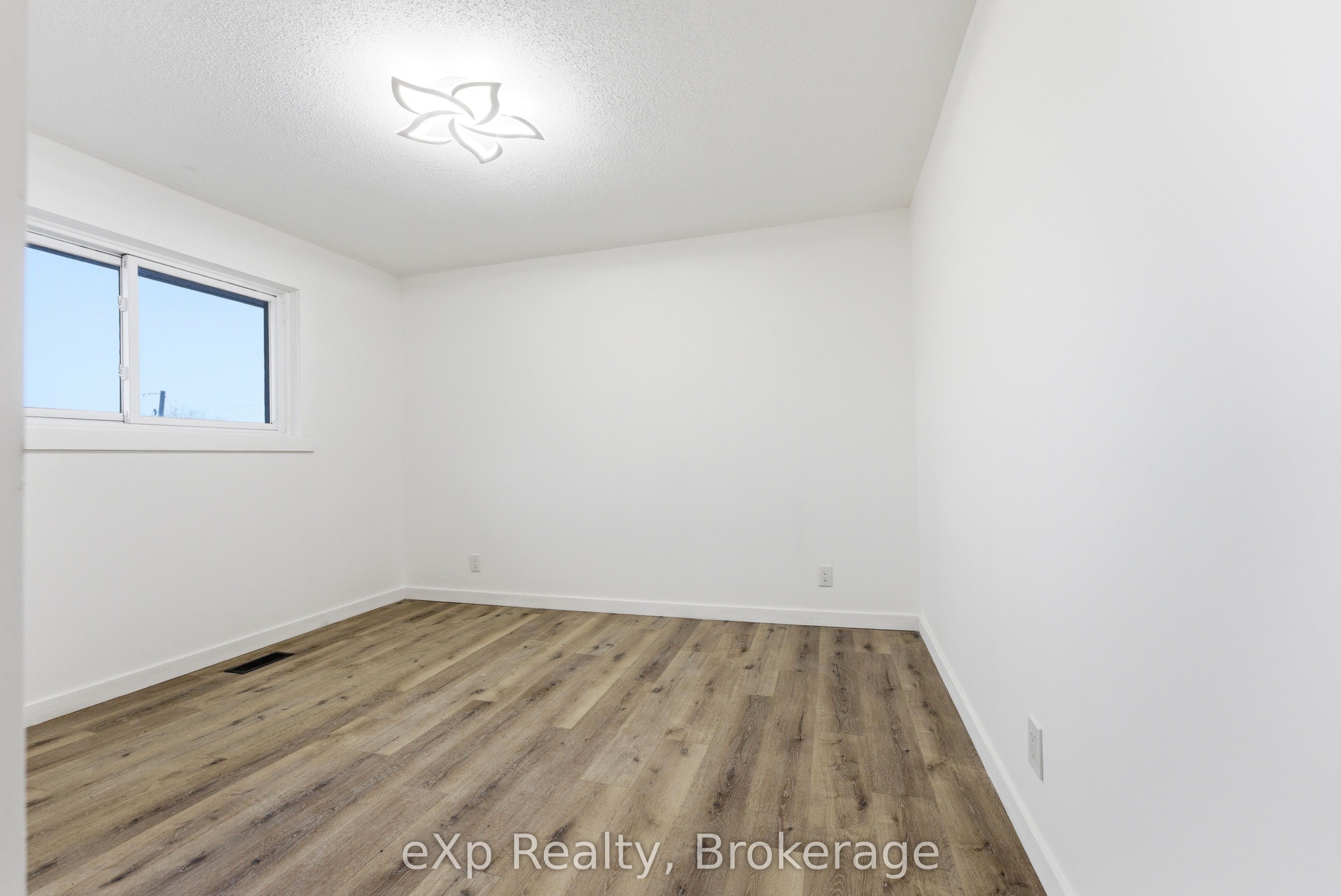 Listing 231130 Image