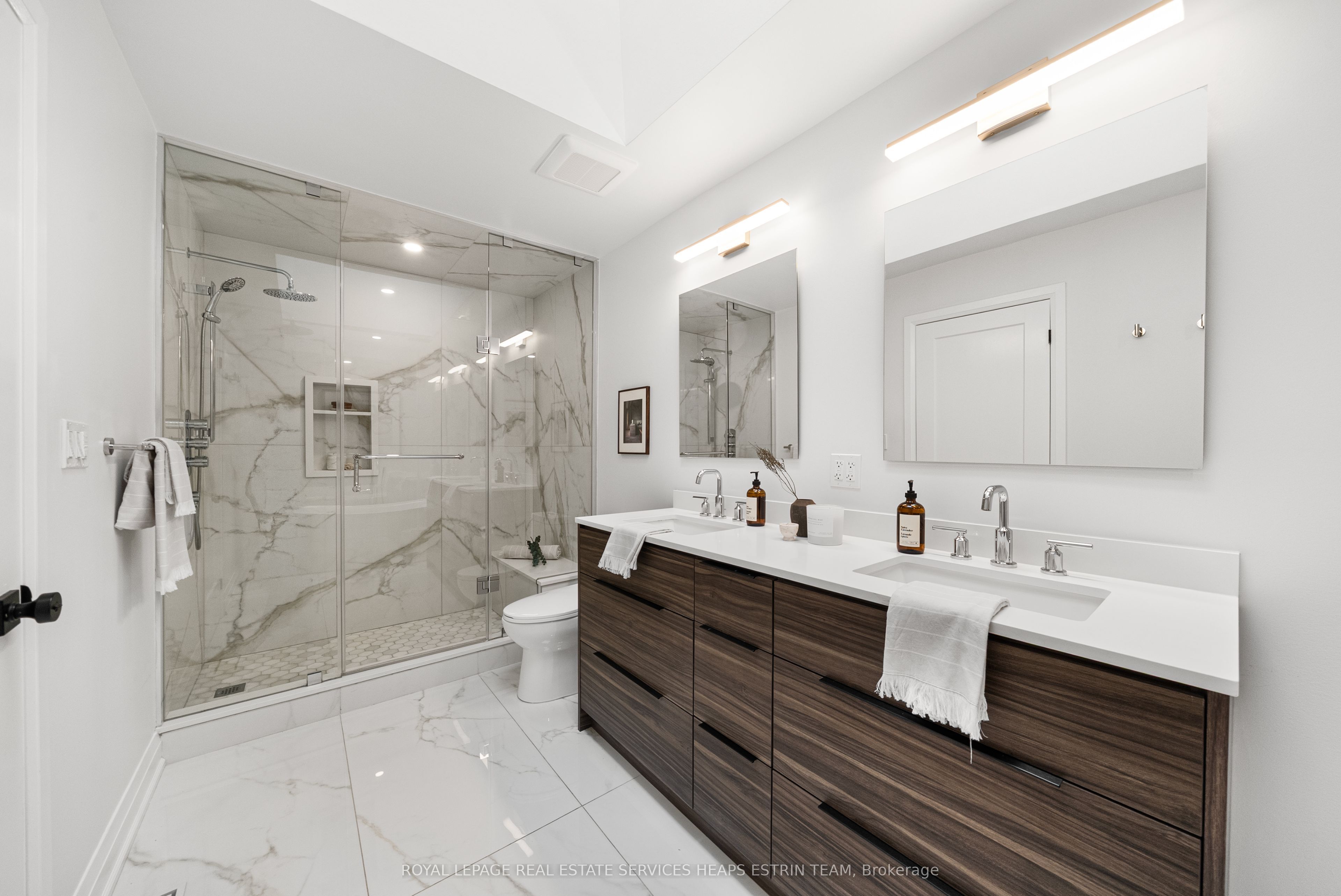 Listing 244001 Image