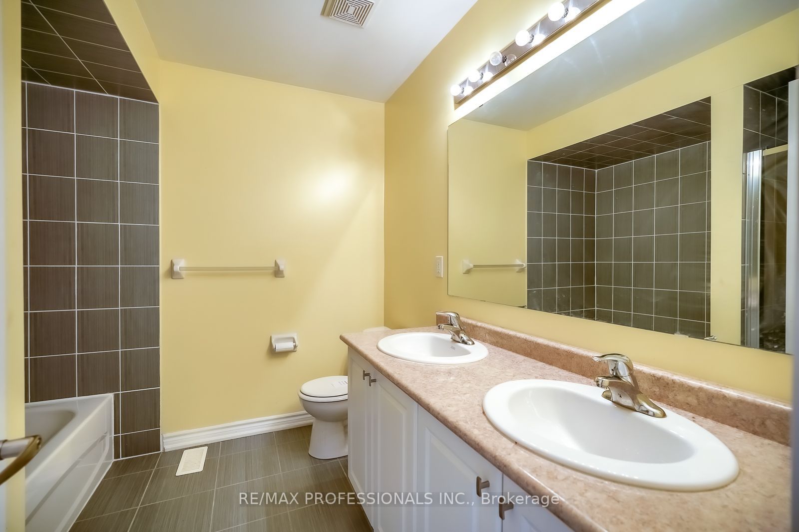 Listing 235309 Image