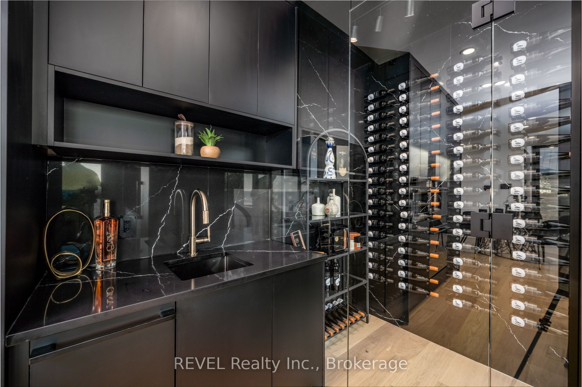 Listing 244018 Image