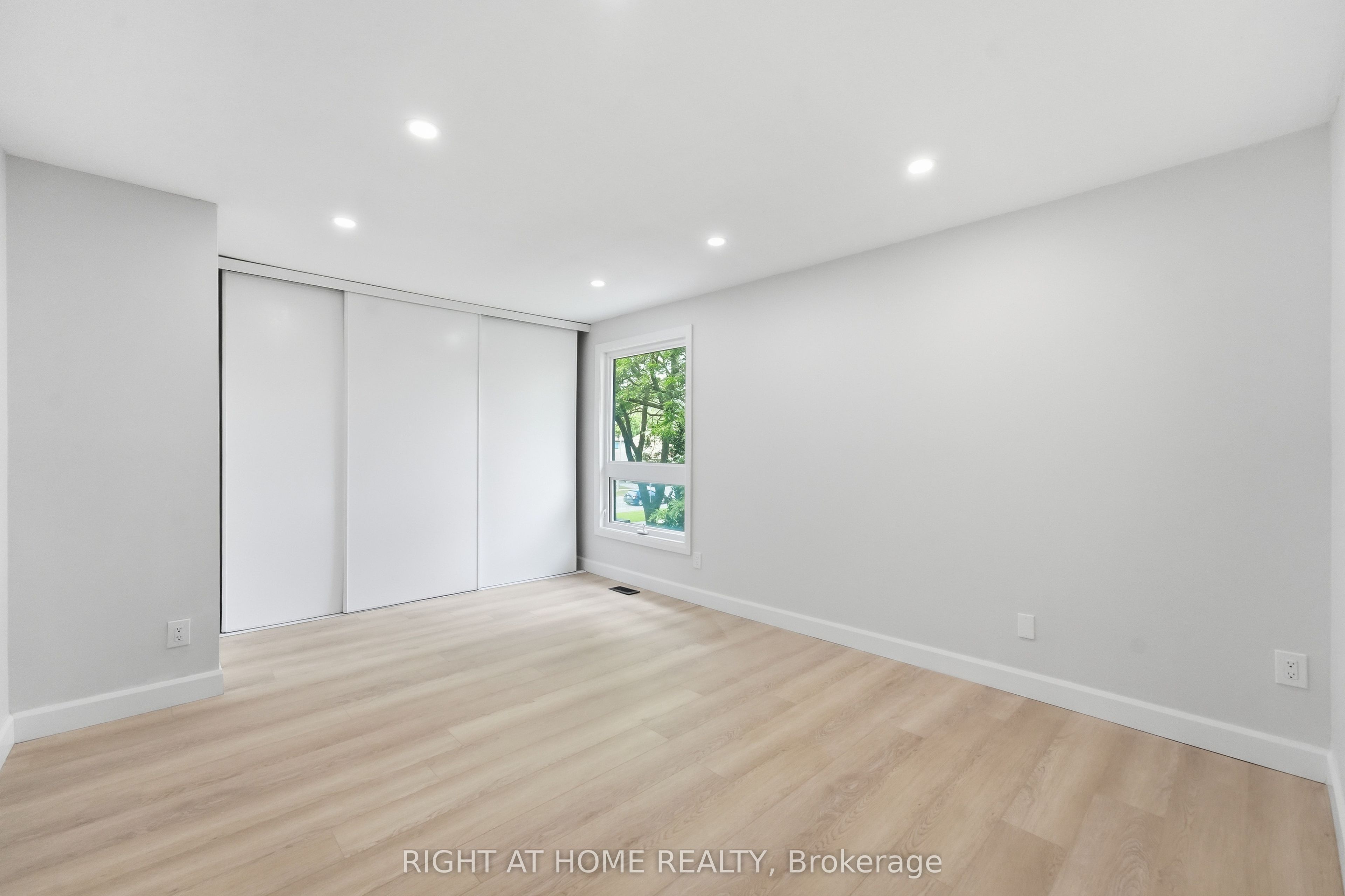 Listing 236007 Image