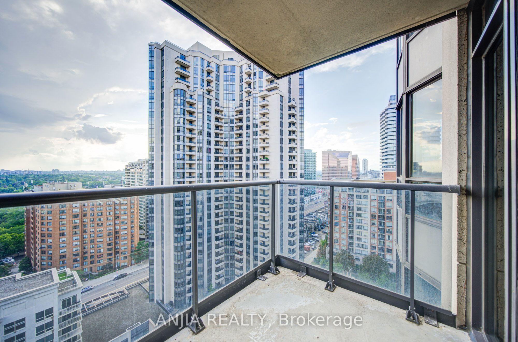 Listing 242028 Image