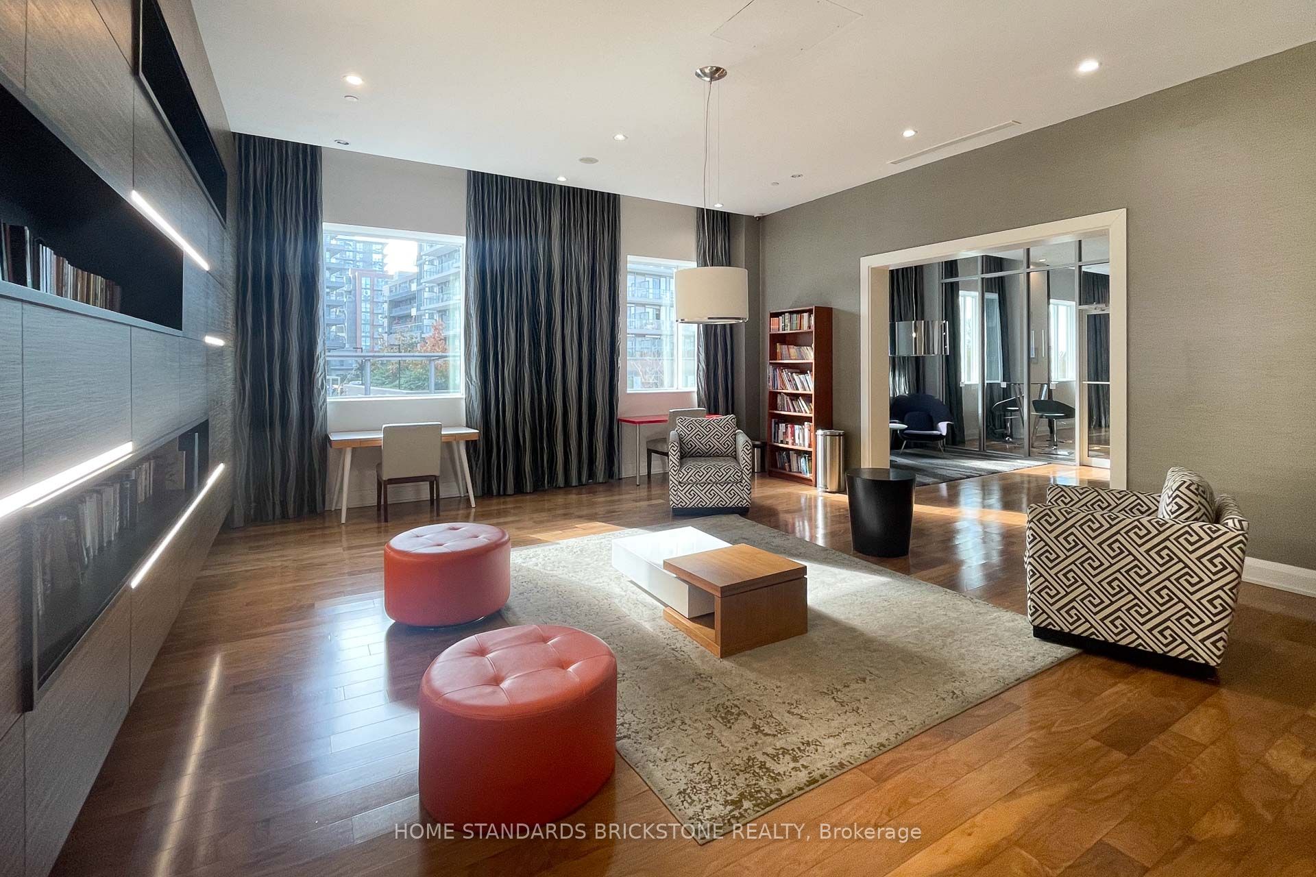 Listing 235800 Image