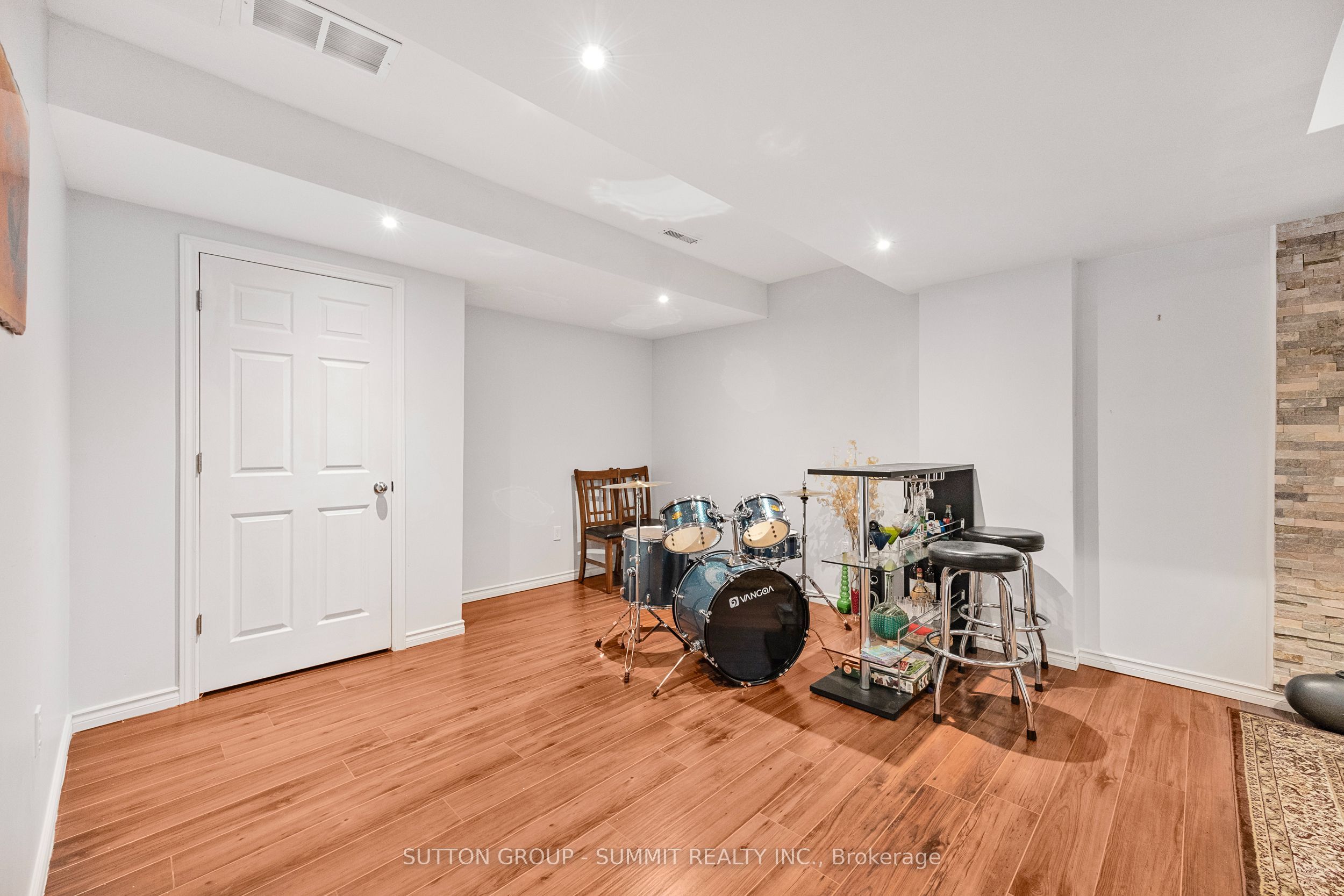 Listing 235292 Image