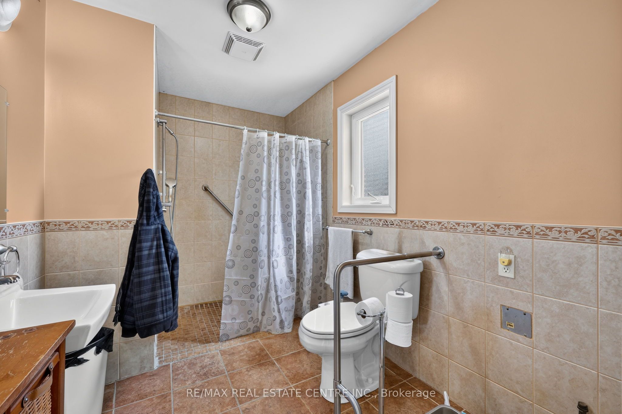 Listing 240075 Image