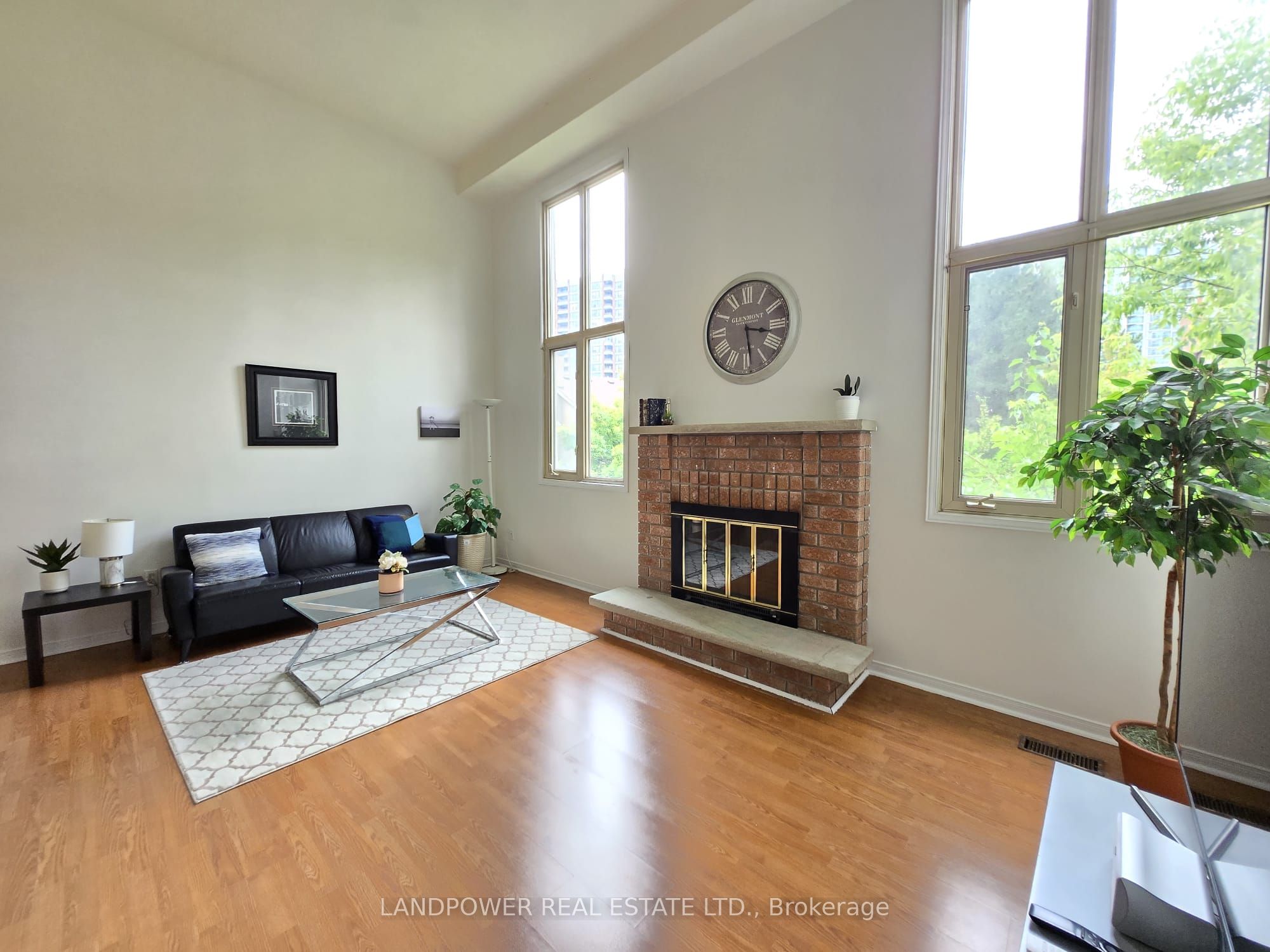 Listing 242163 Image