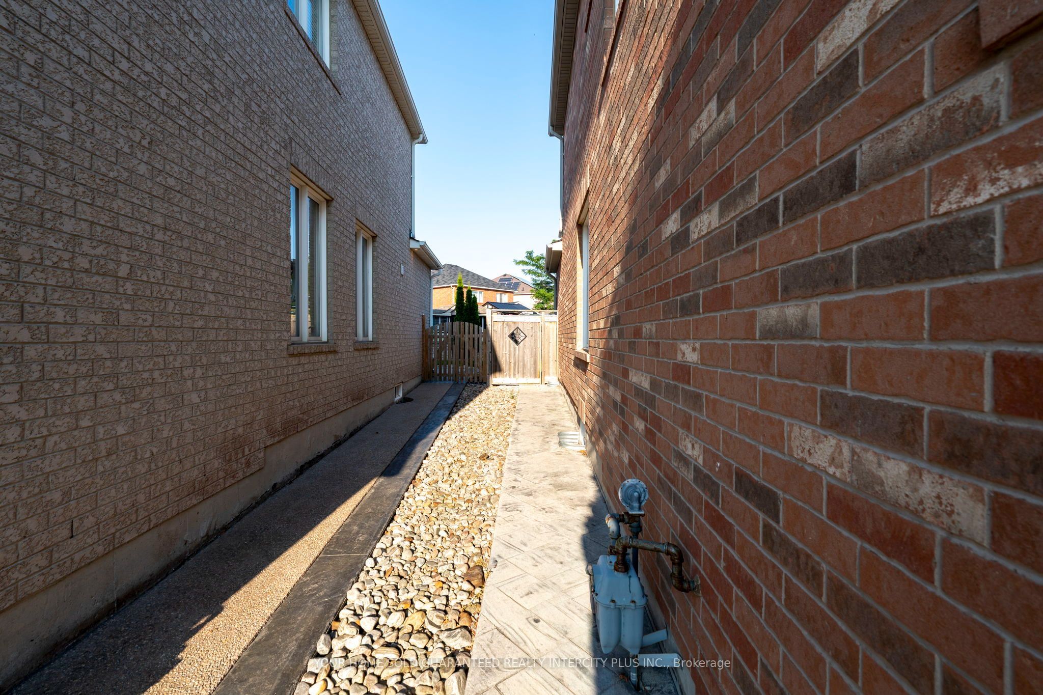 Listing 240301 Image
