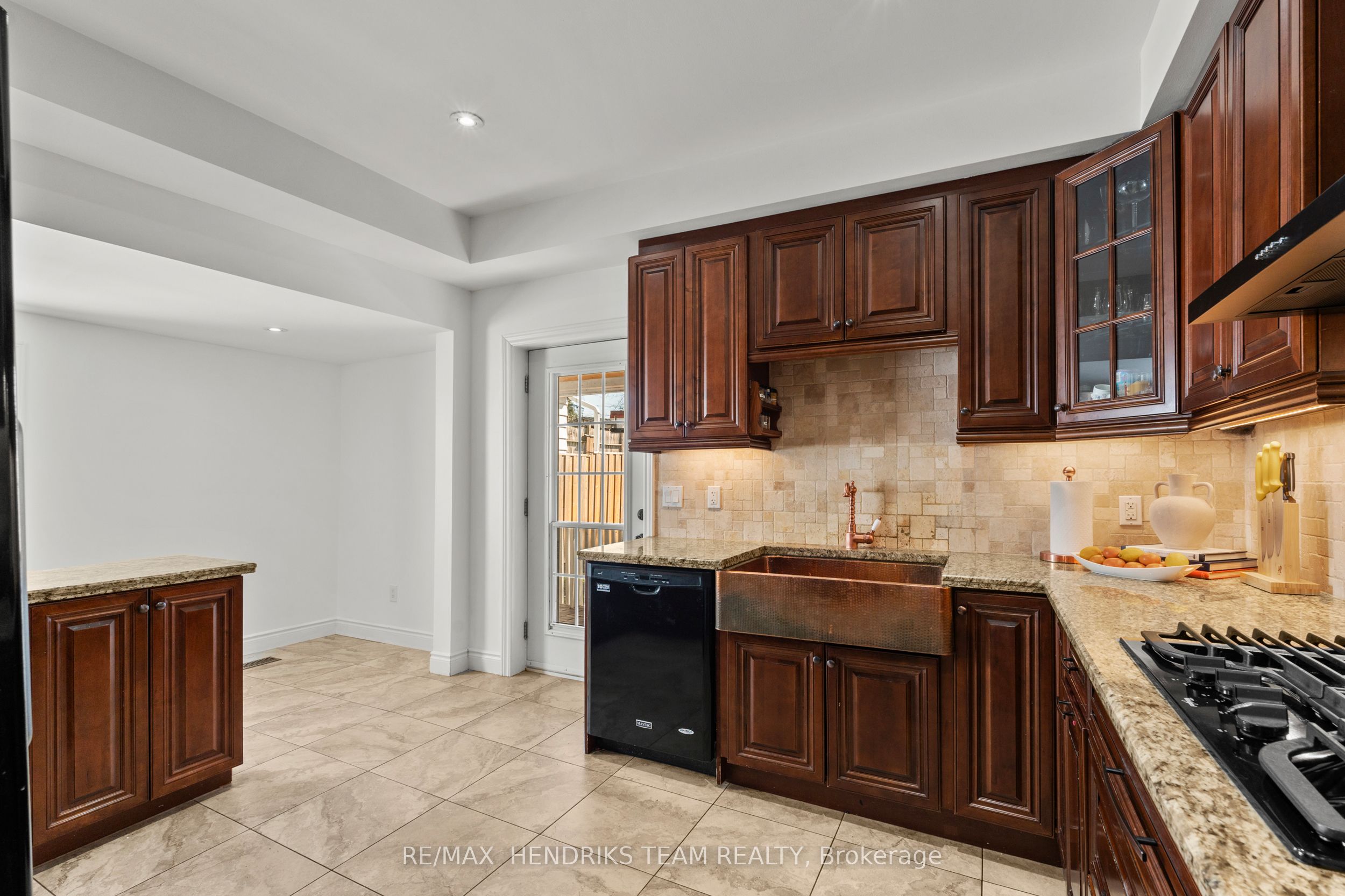 Listing 240890 Image