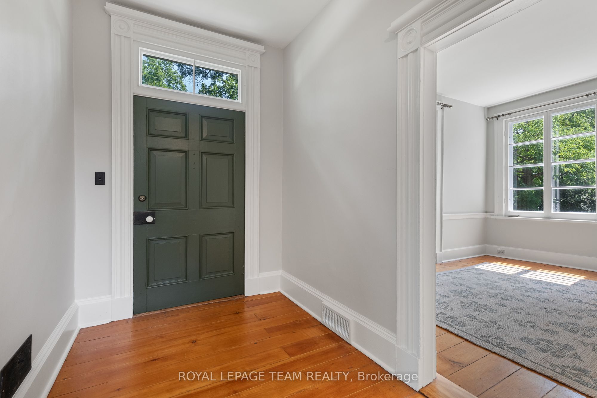 Listing 244349 Image