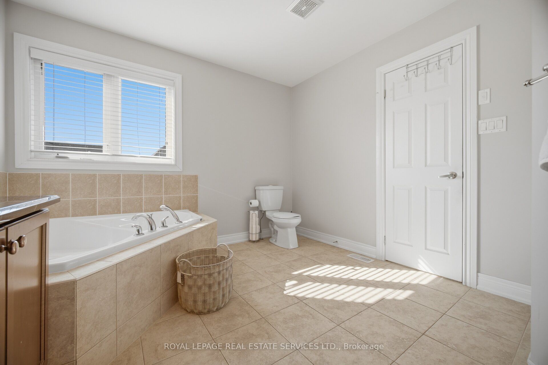 Listing 242561 Image