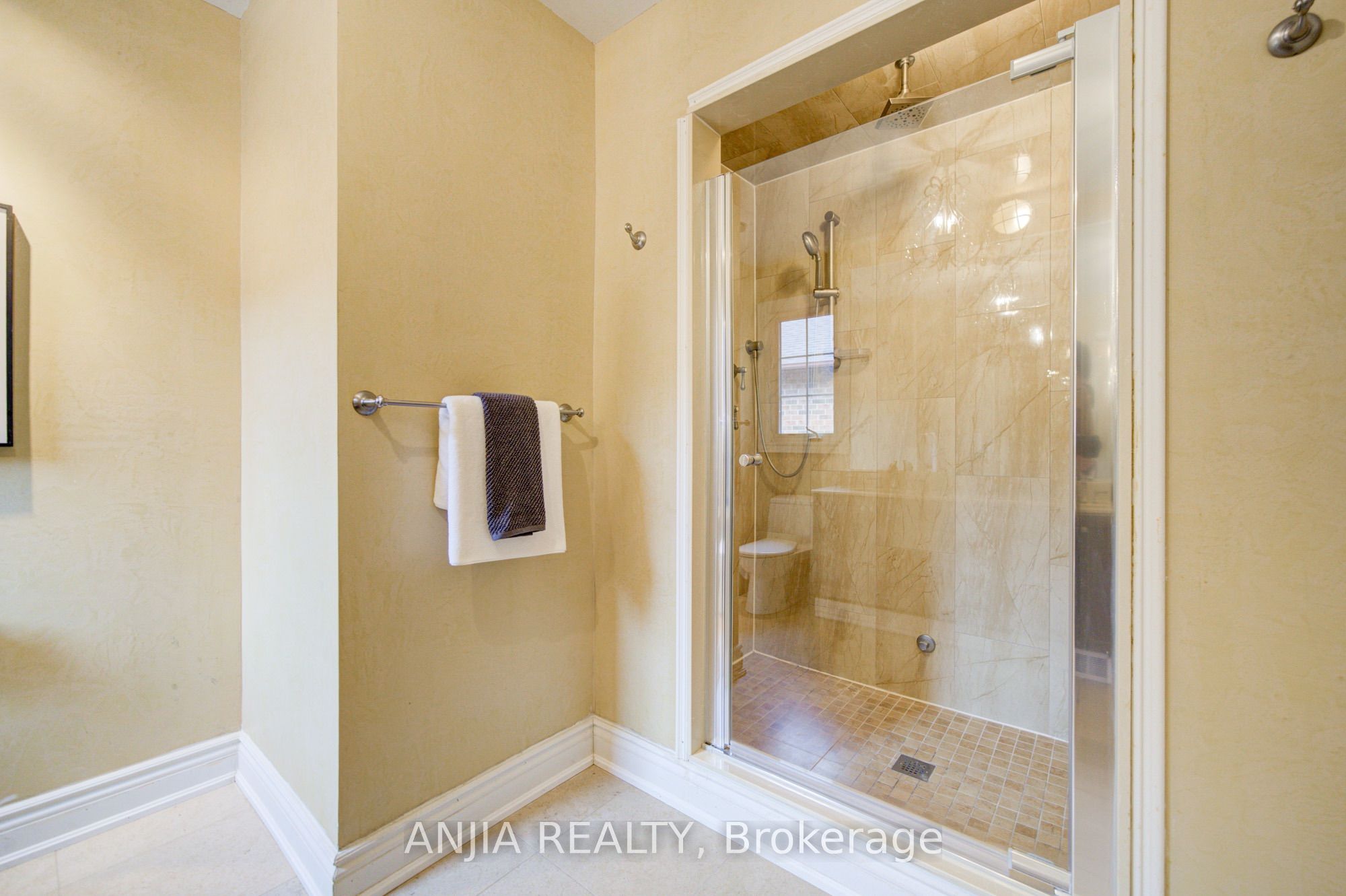 Listing 245371 Image