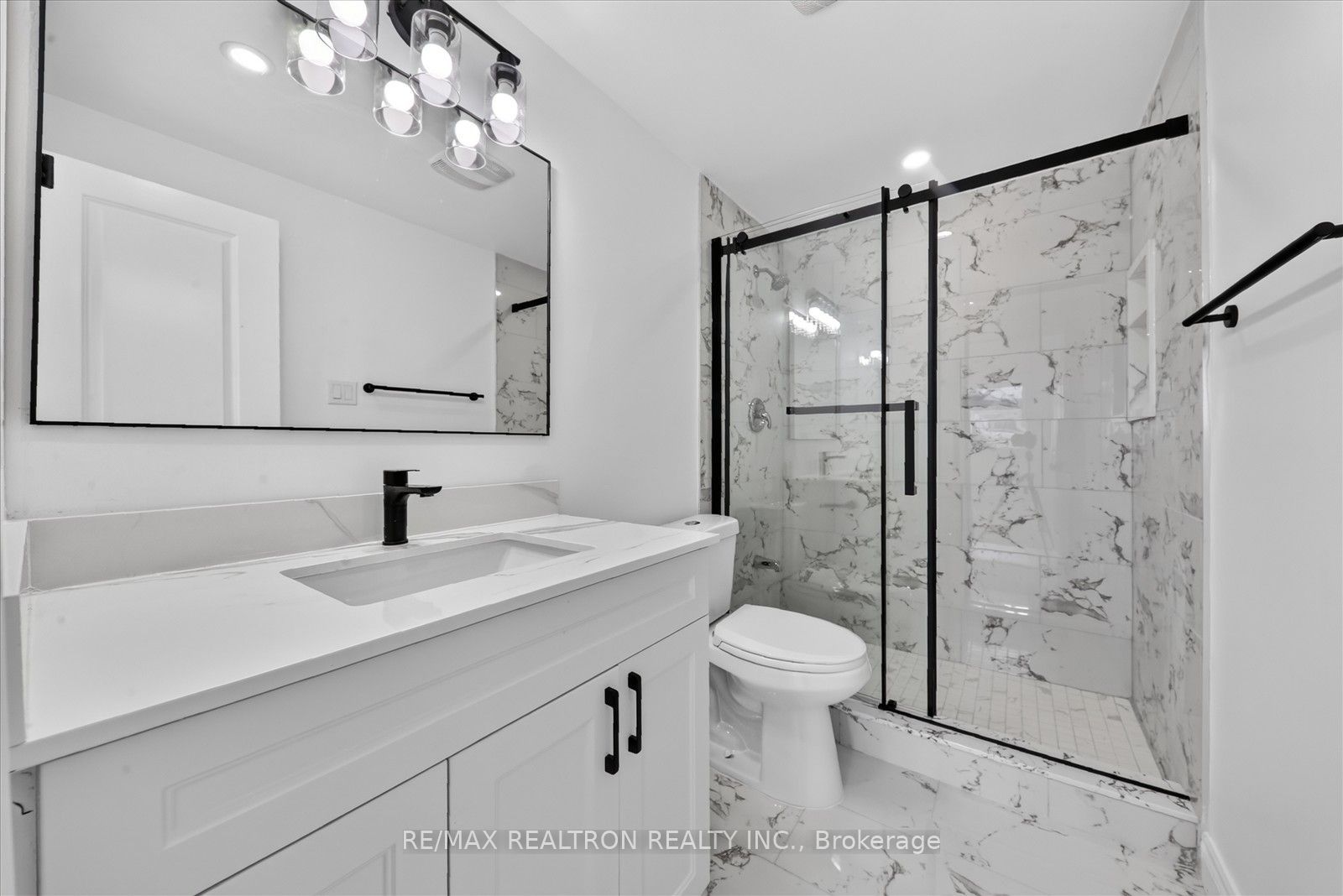 Listing 246250 Image