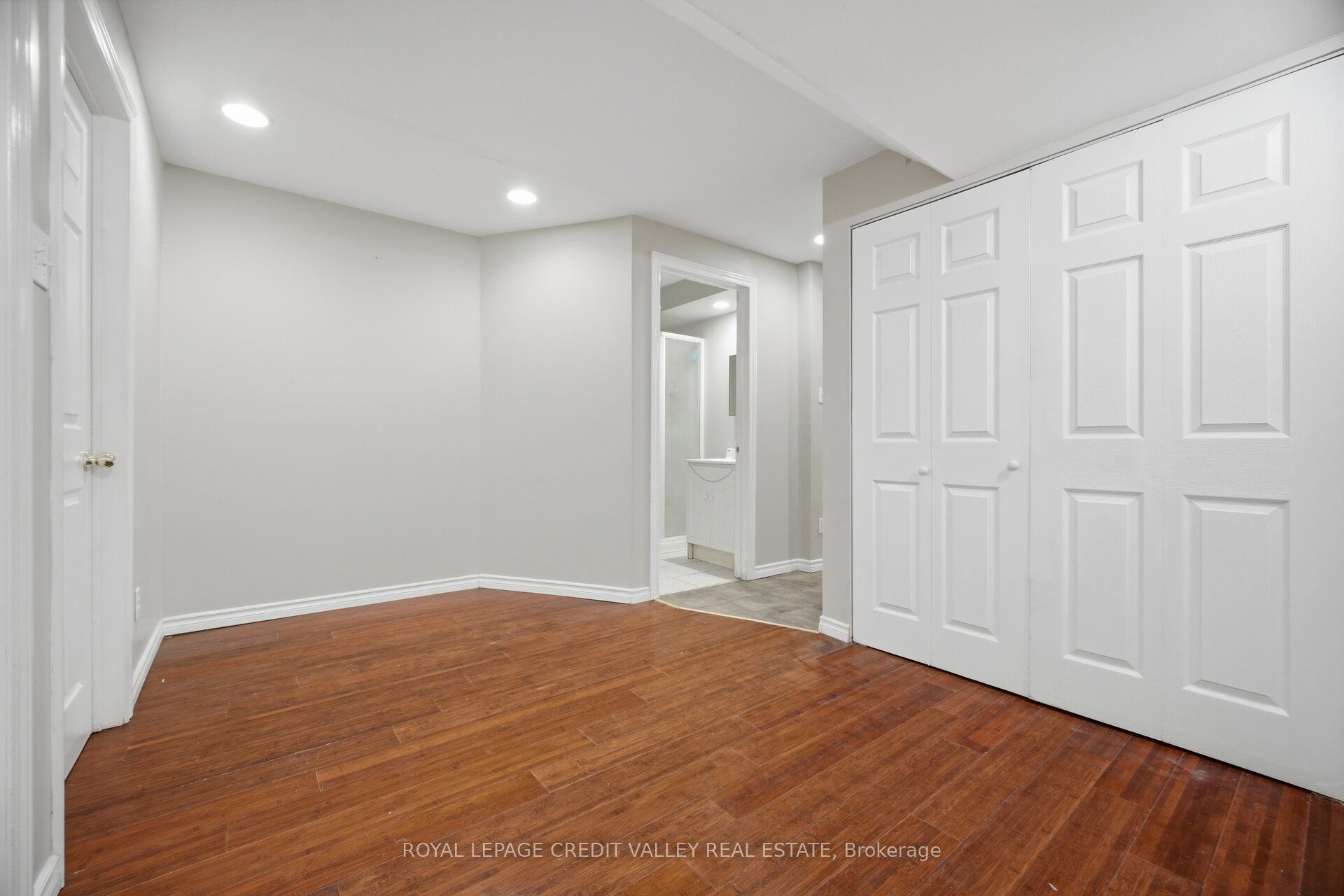 Listing 242989 Image
