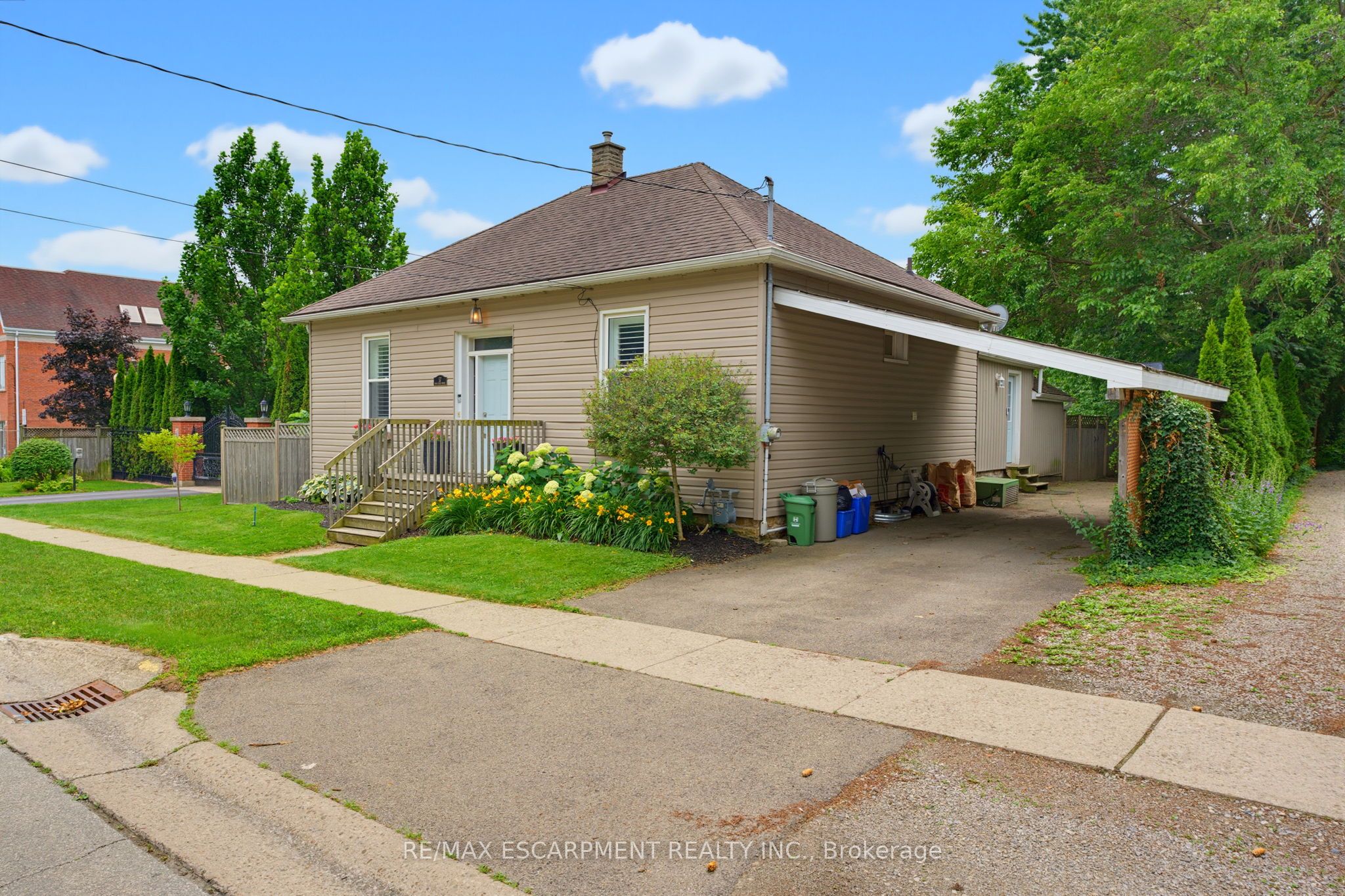 Main Property