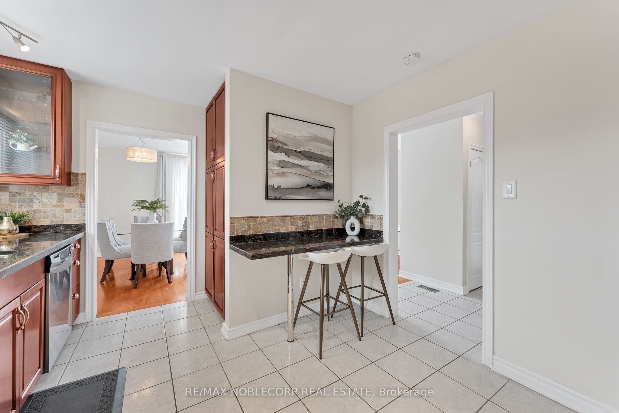Listing 245946 Image