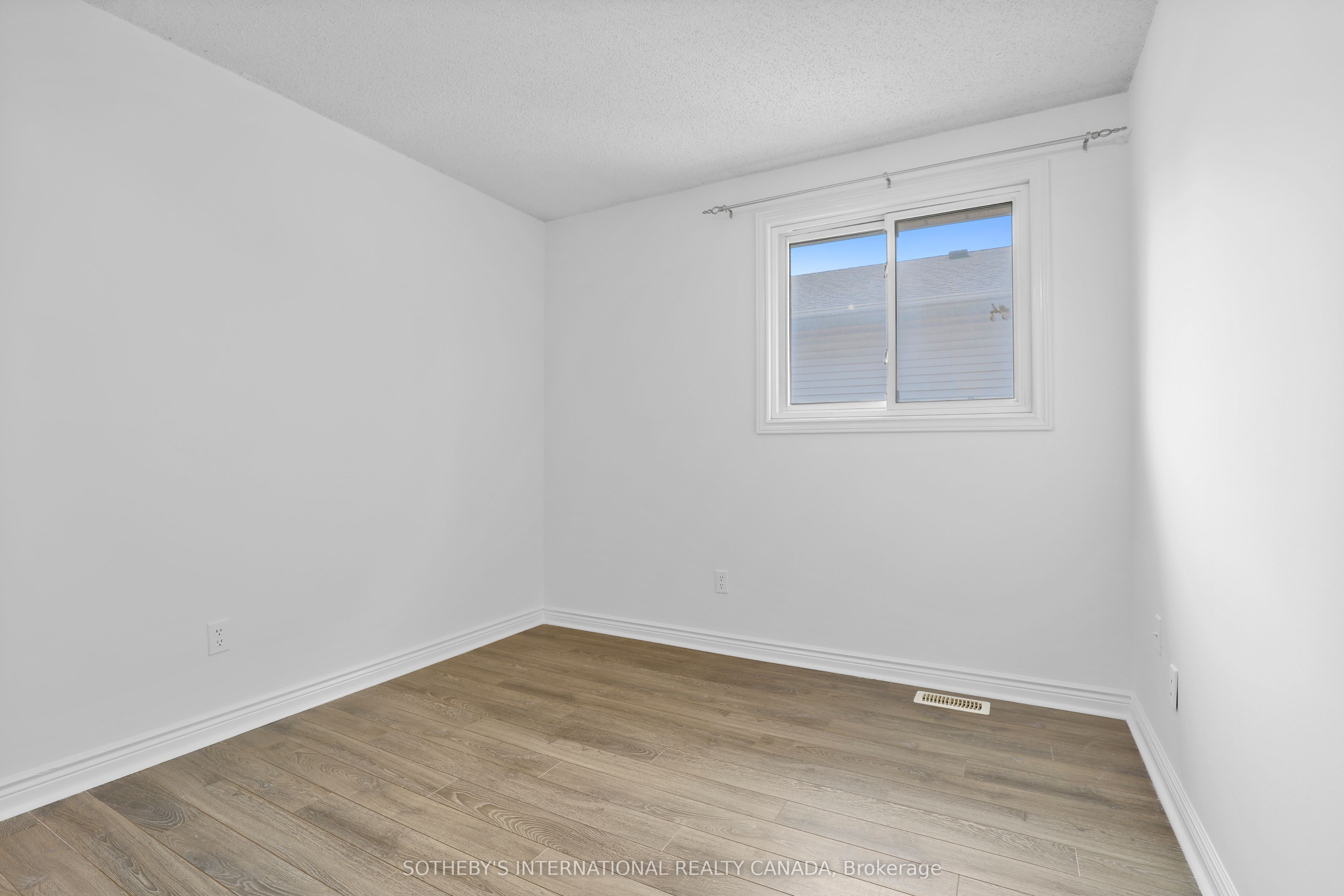 Listing 244393 Image