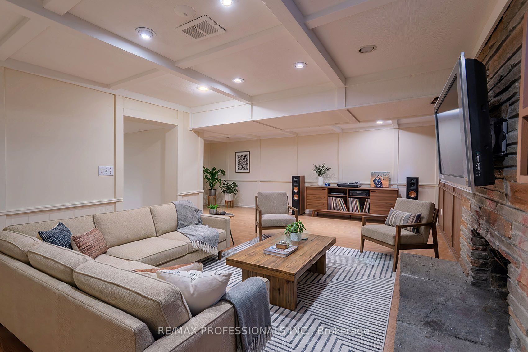 Main Property