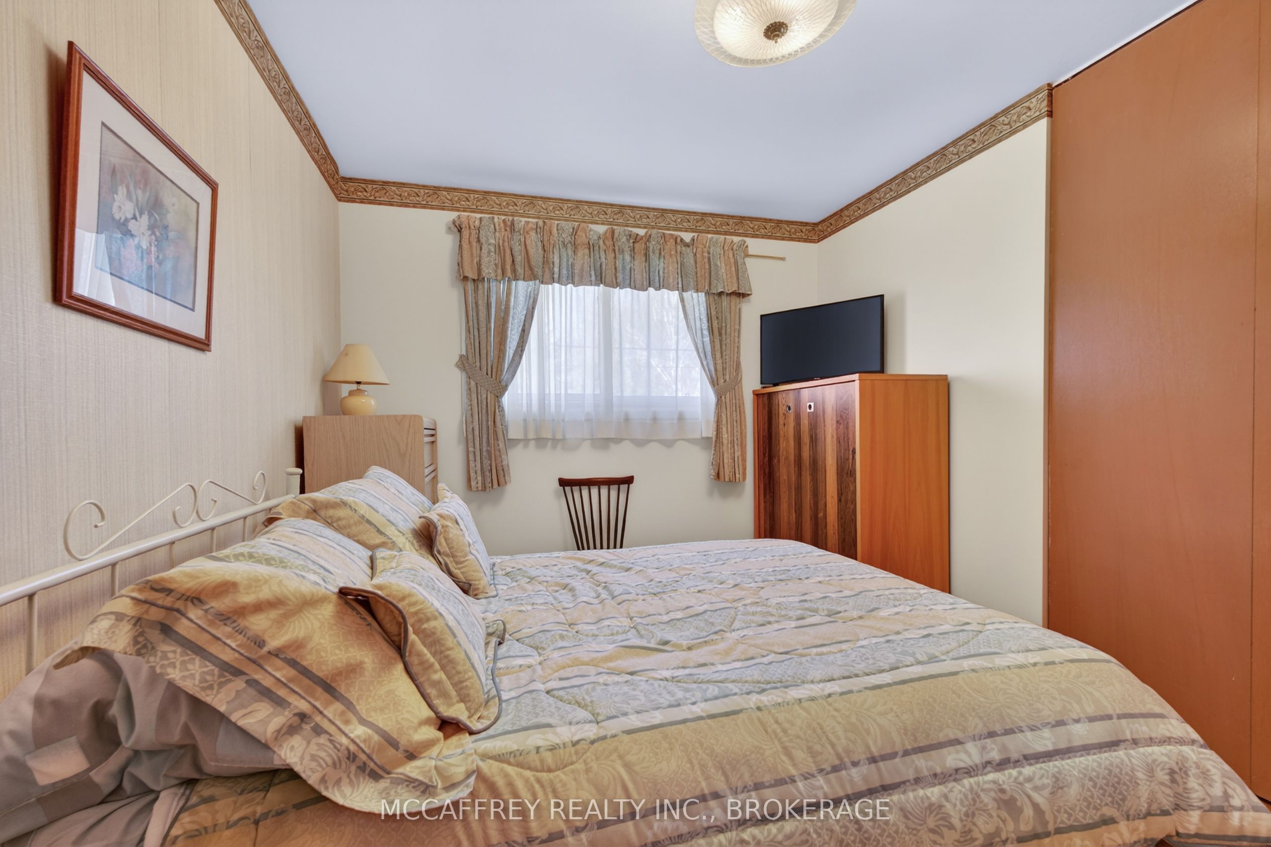 Listing 245760 Image