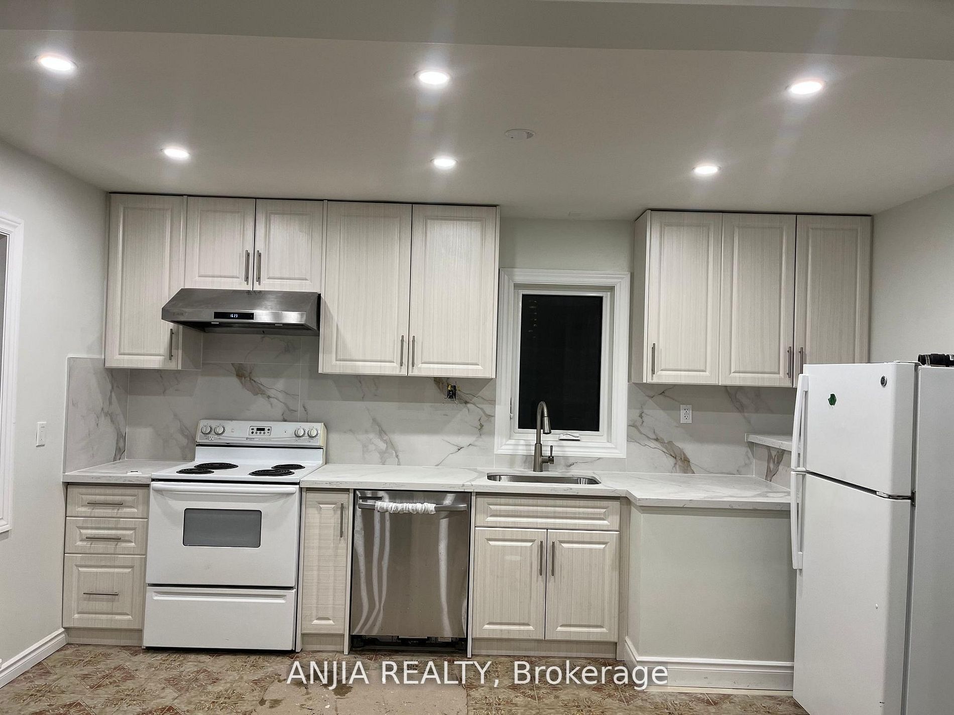 Listing 272185 Image