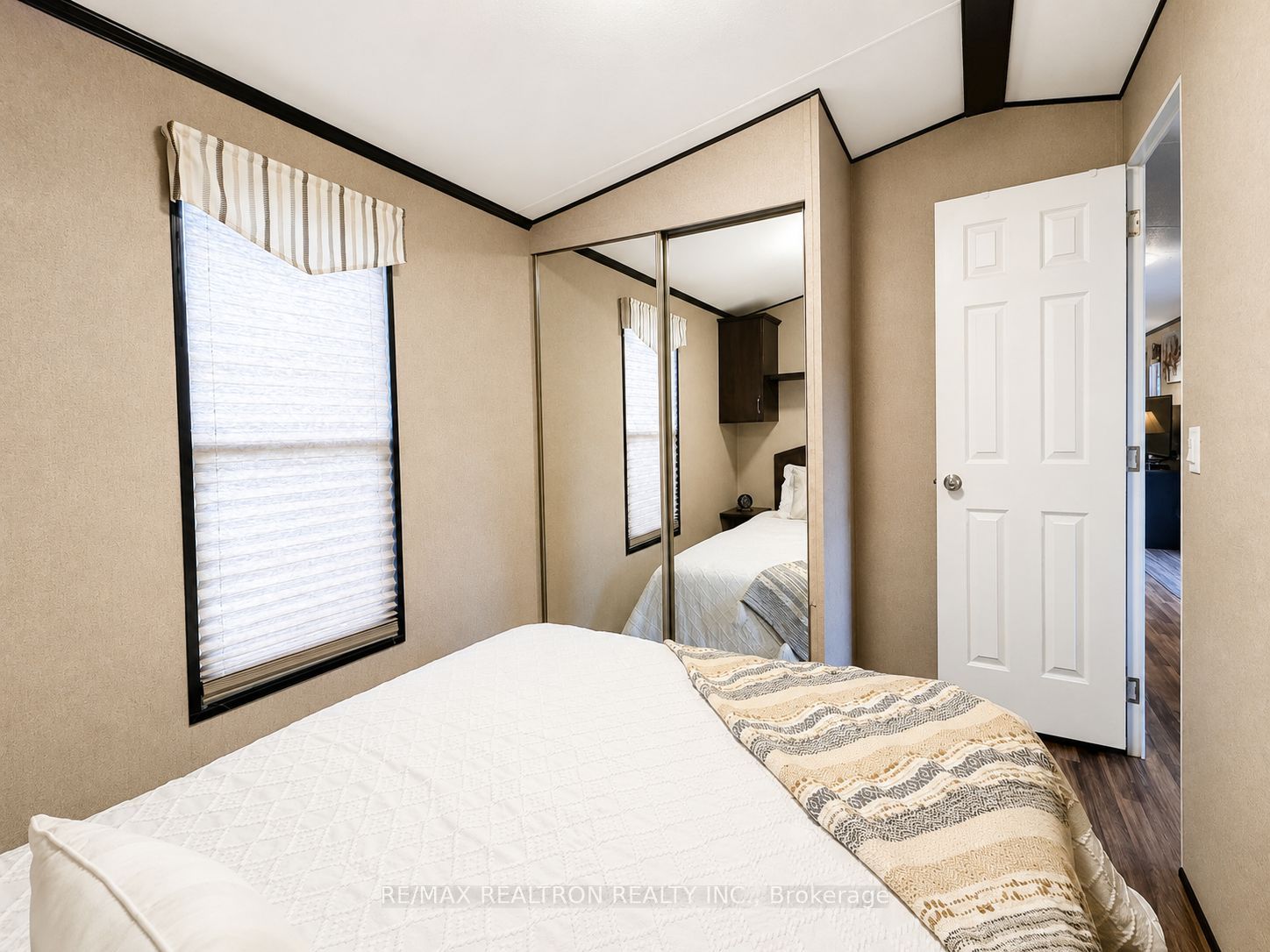 Listing 258677 Image