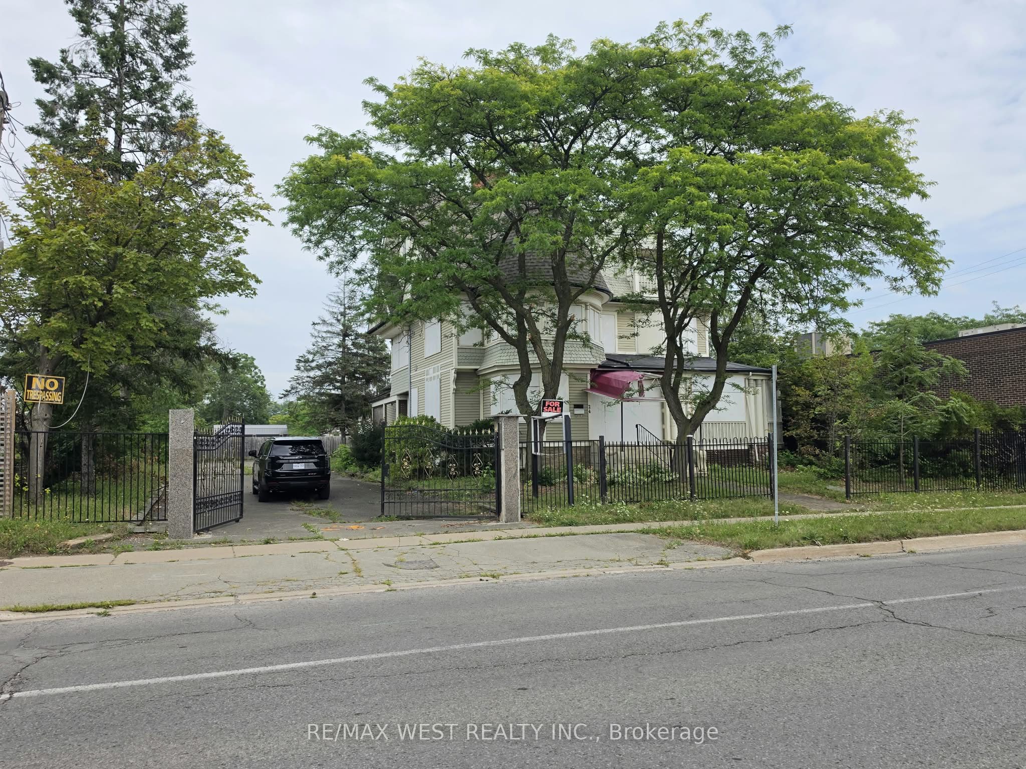 Main Property