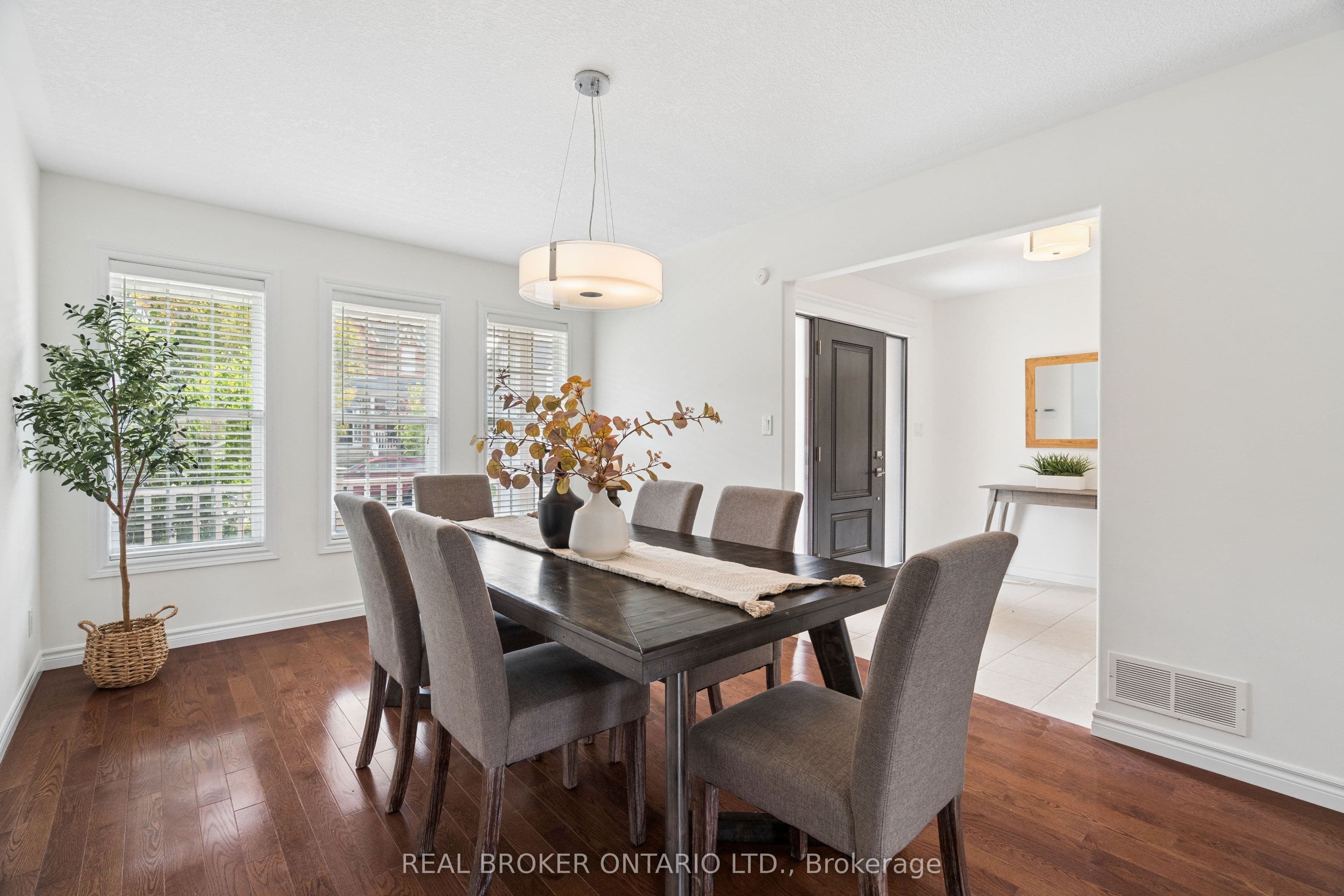 Listing 300216 Image