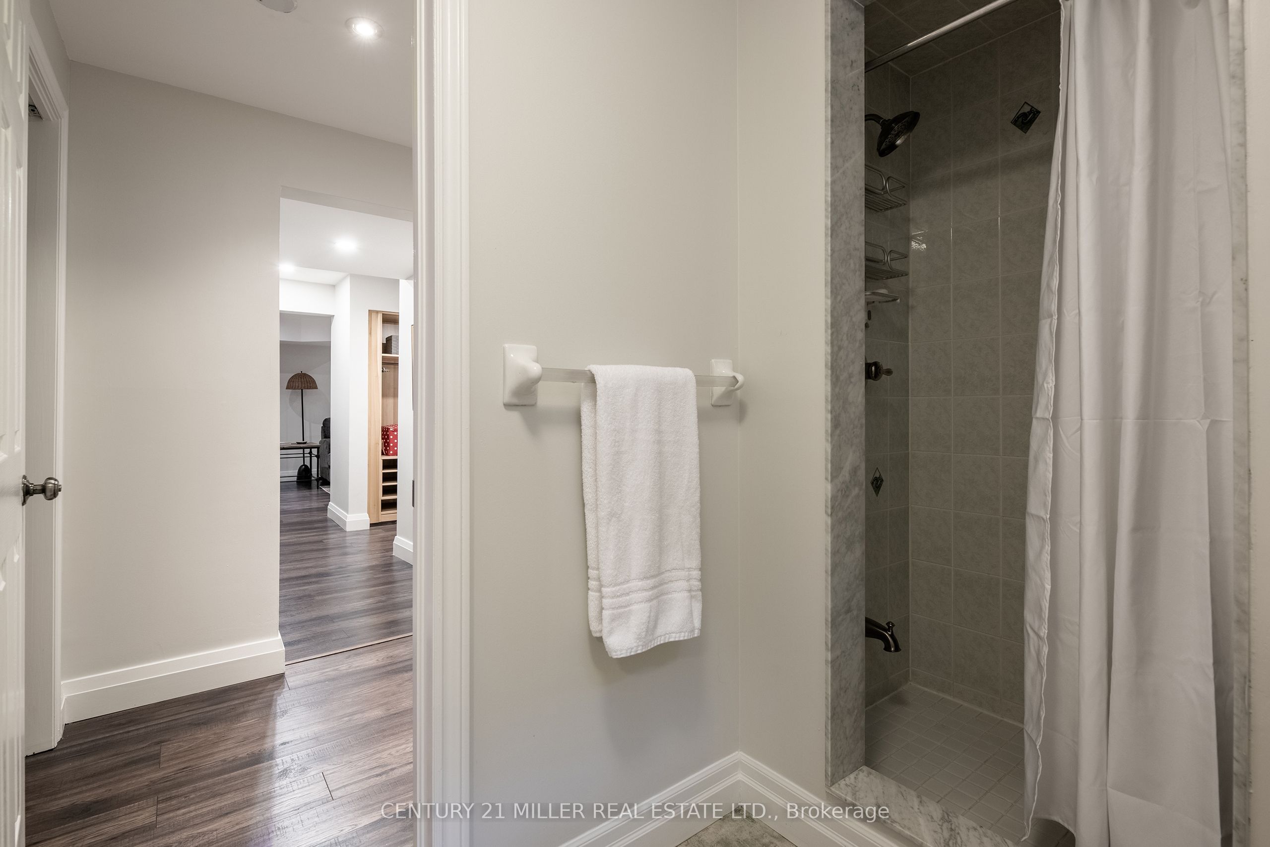 Listing 266272 Image