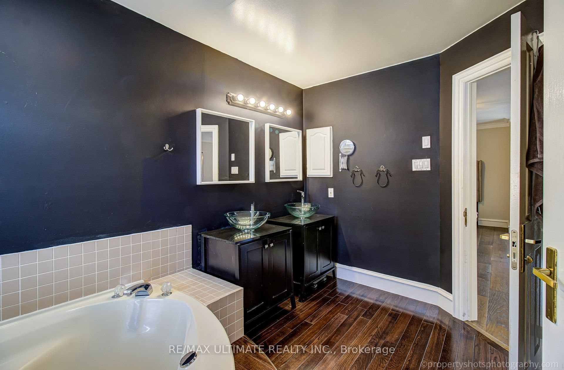 Listing 266978 Image