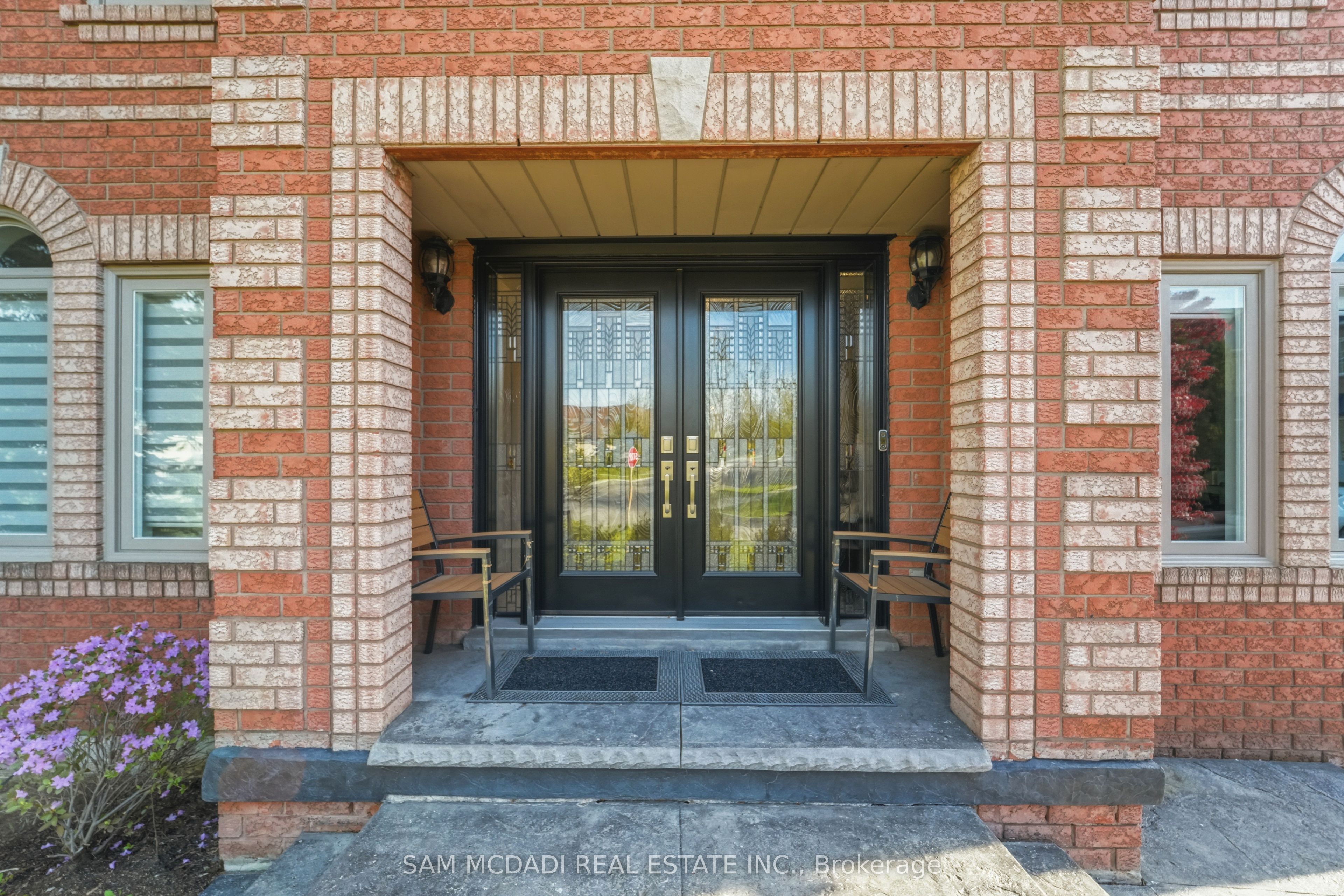Listing 268010 Image