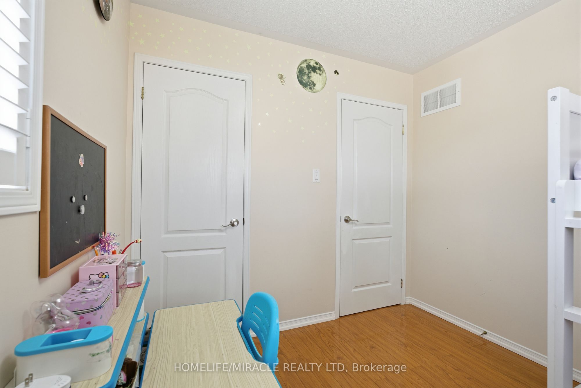 Listing 267405 Image