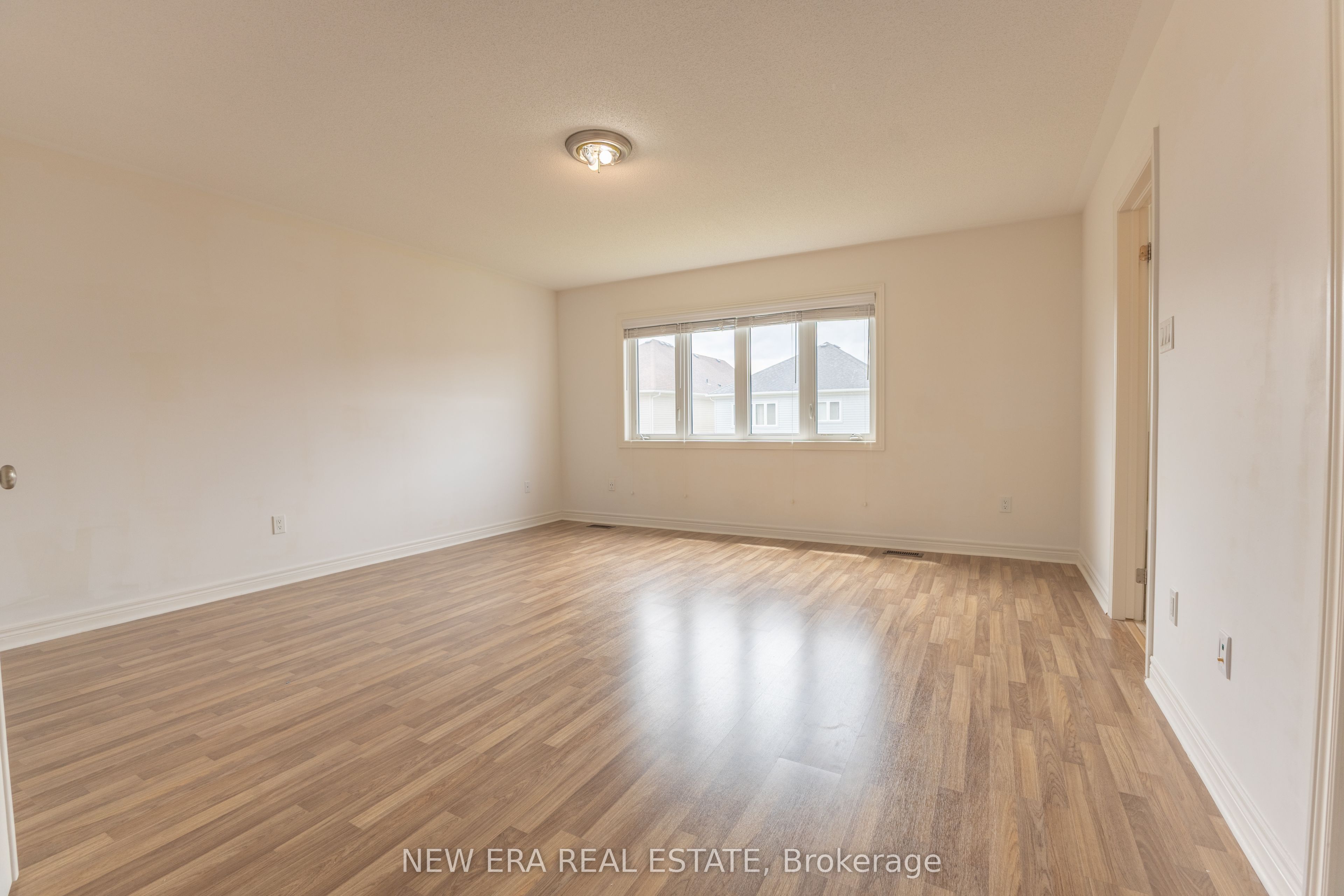 Listing 269530 Image