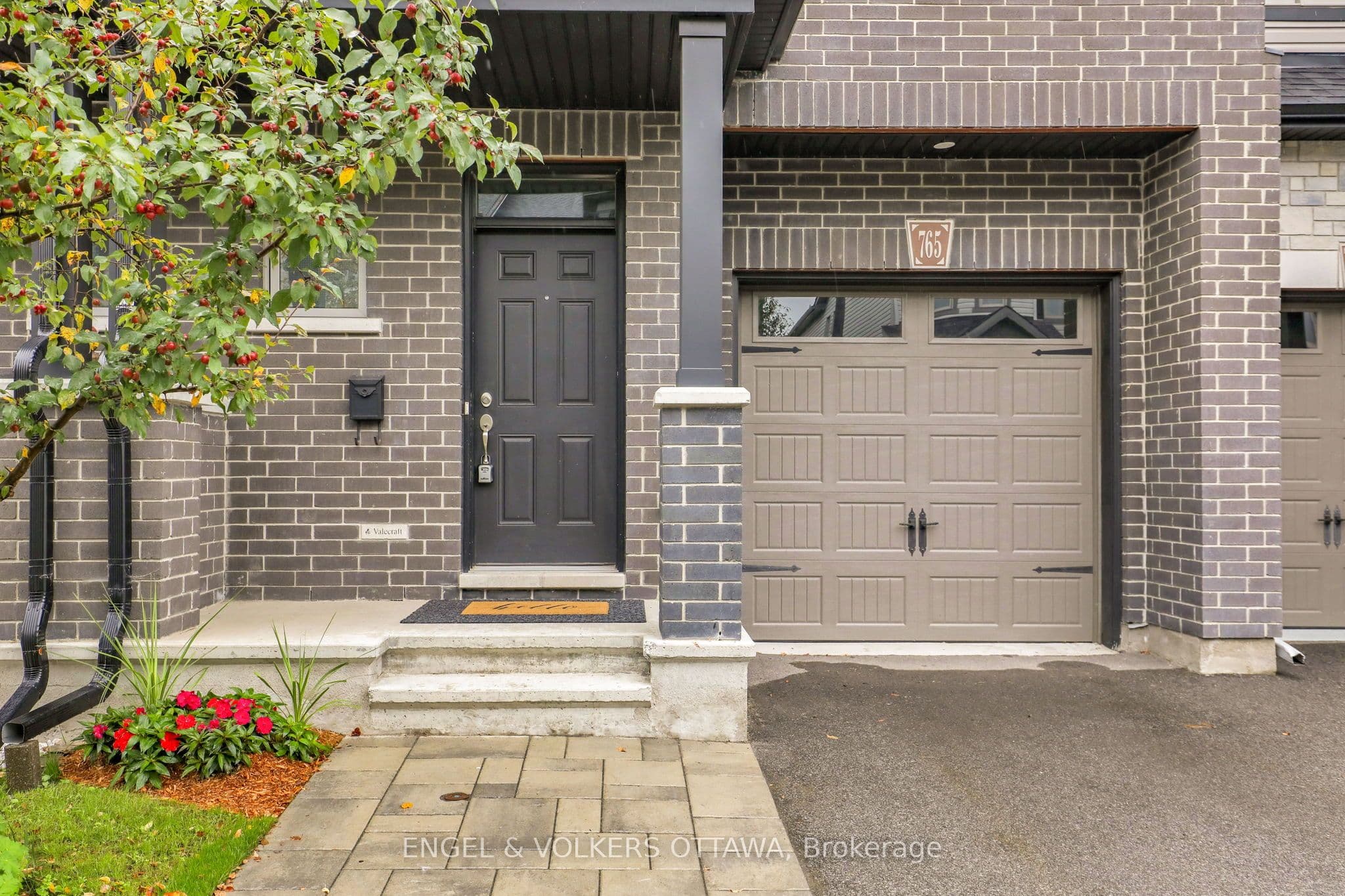 Listing 301188 Image