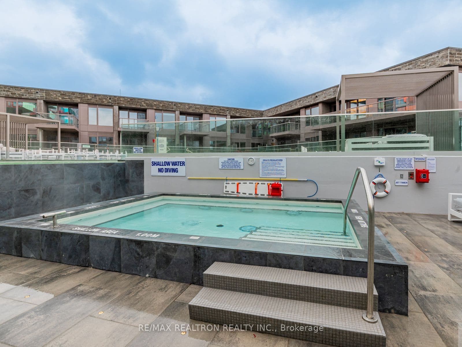 Listing 290125 Image