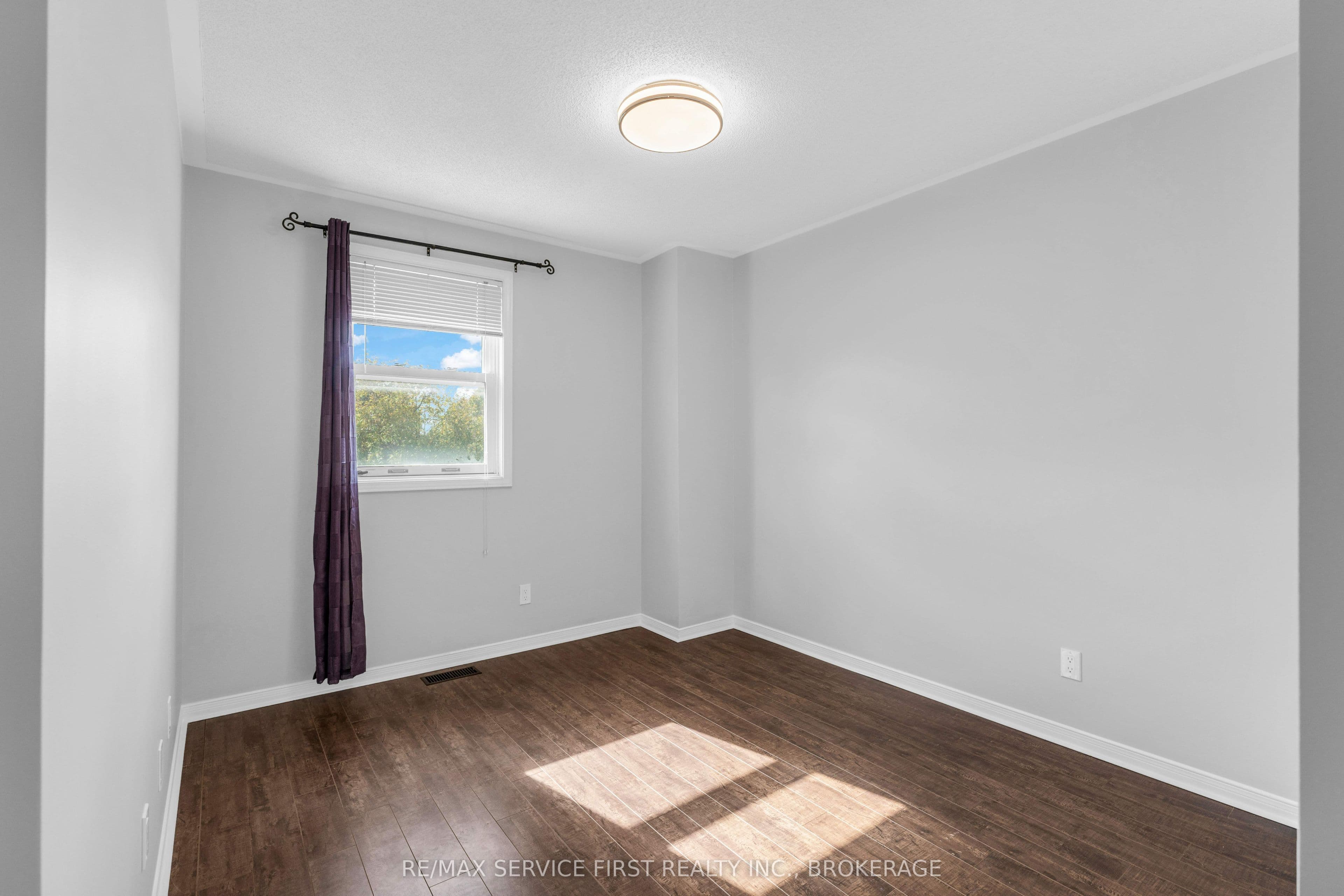 Listing 355132 Image