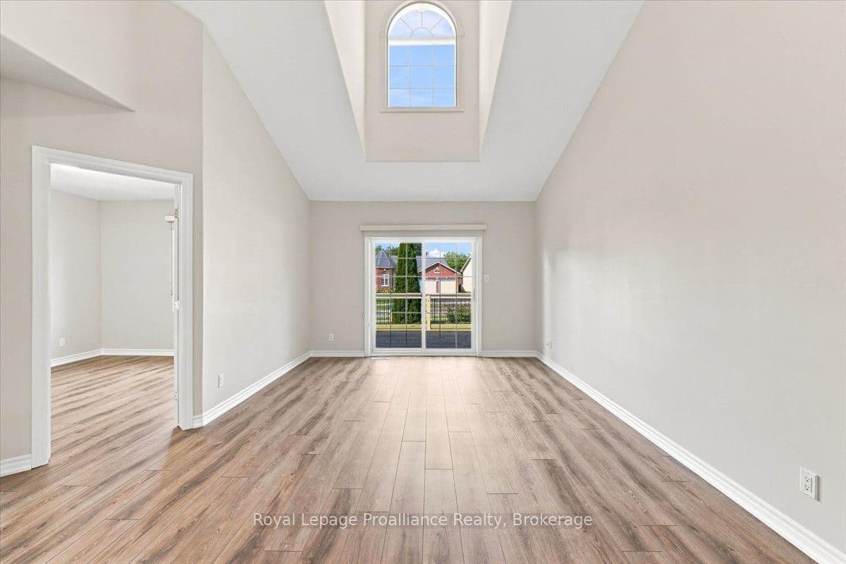 Listing 288276 Image