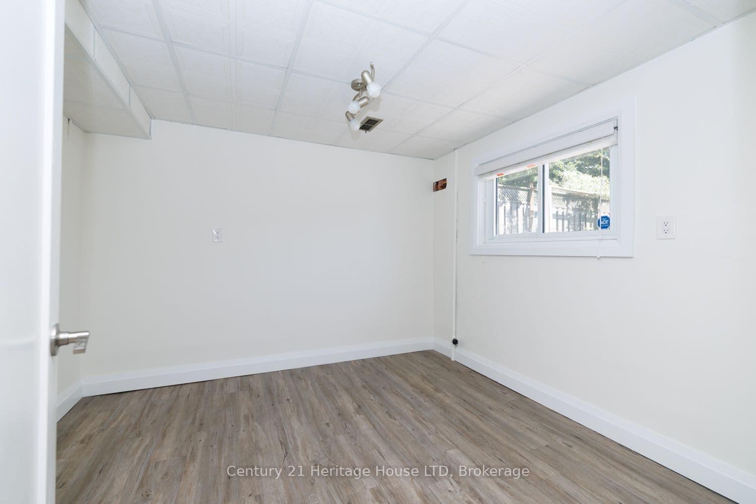 Listing 308050 Image