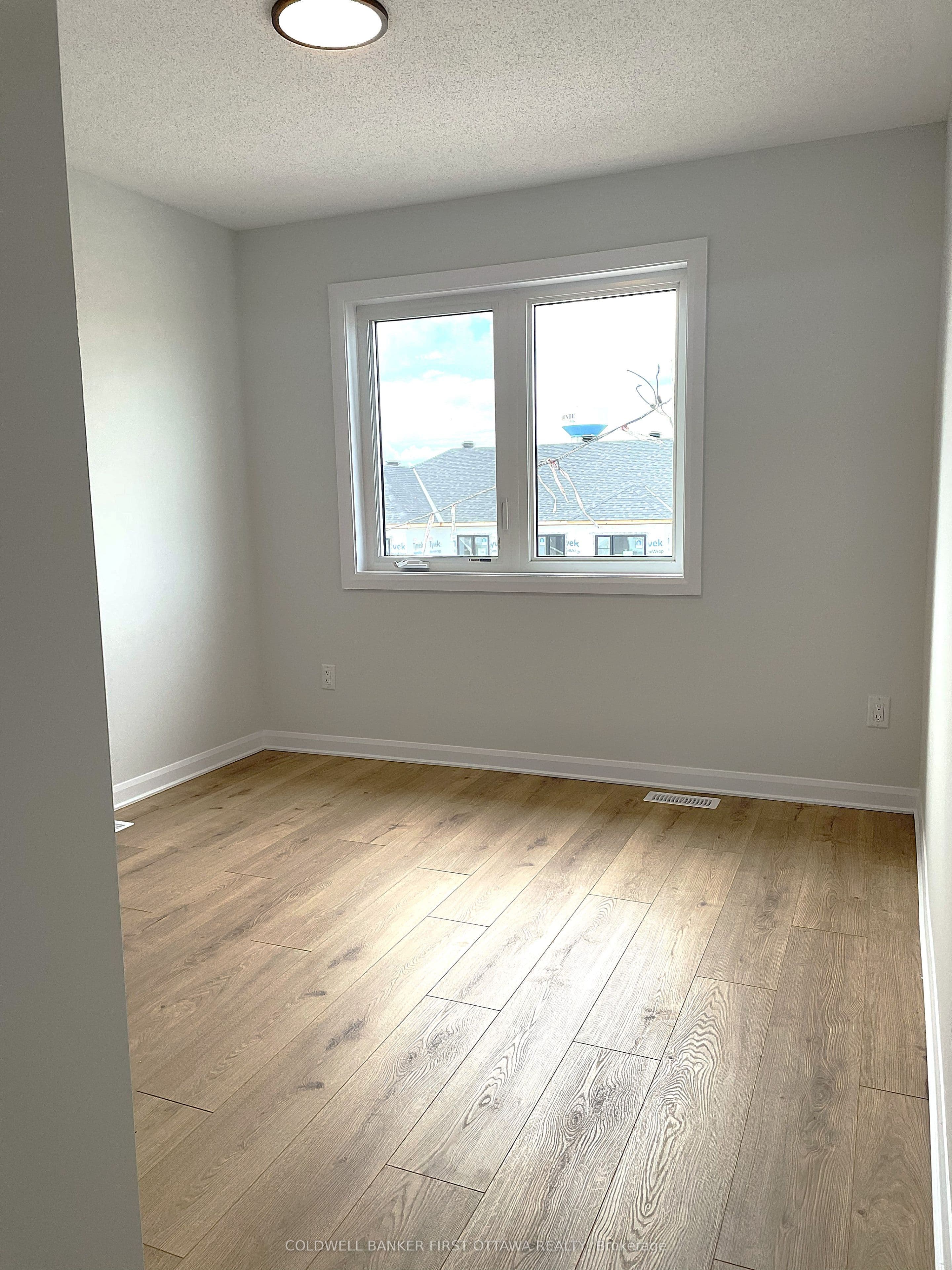 Listing 298249 Image